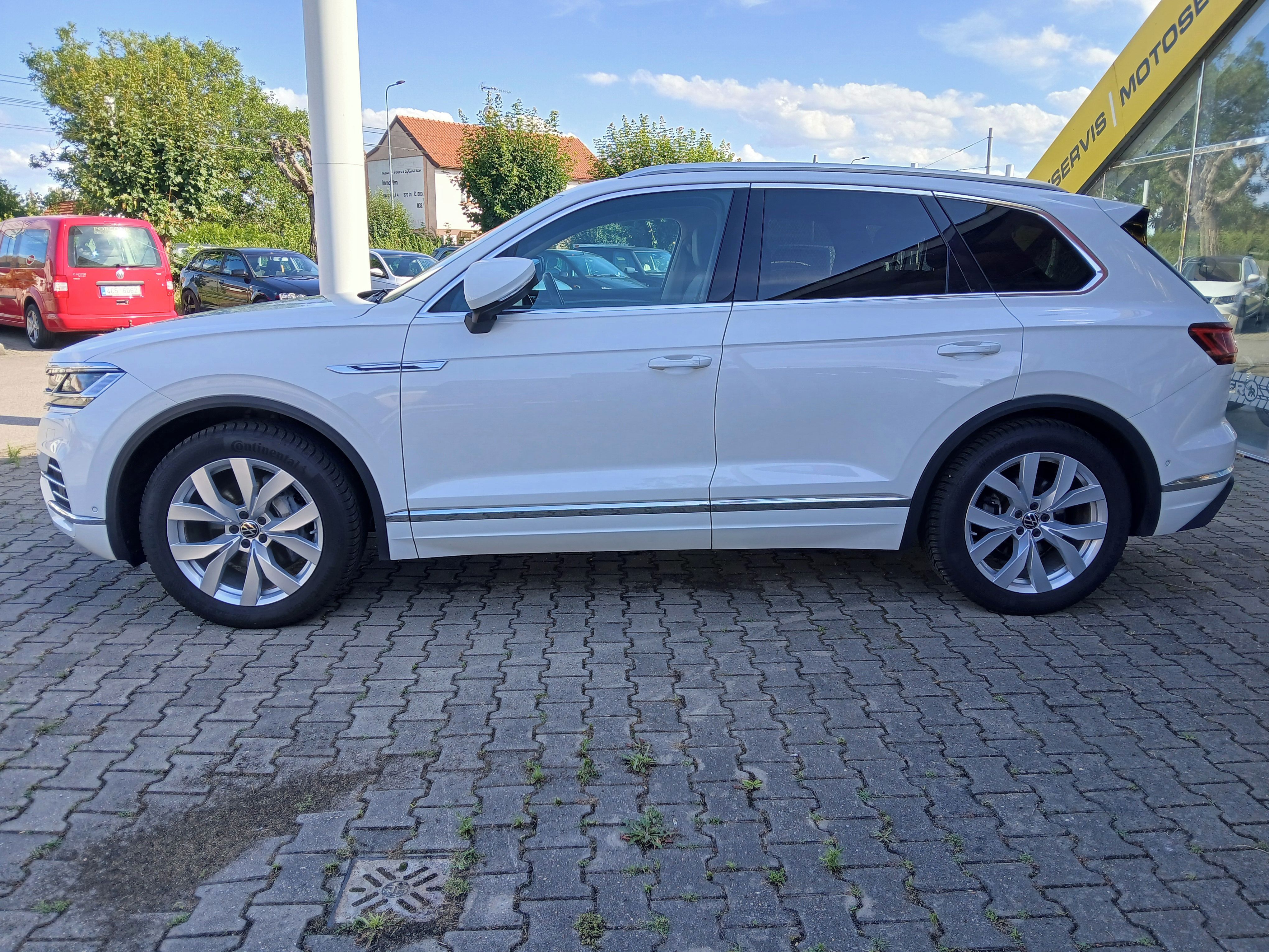 Volkswagen Touareg, 3.0TDI Elegance, 210kw, CZ - fotka 2