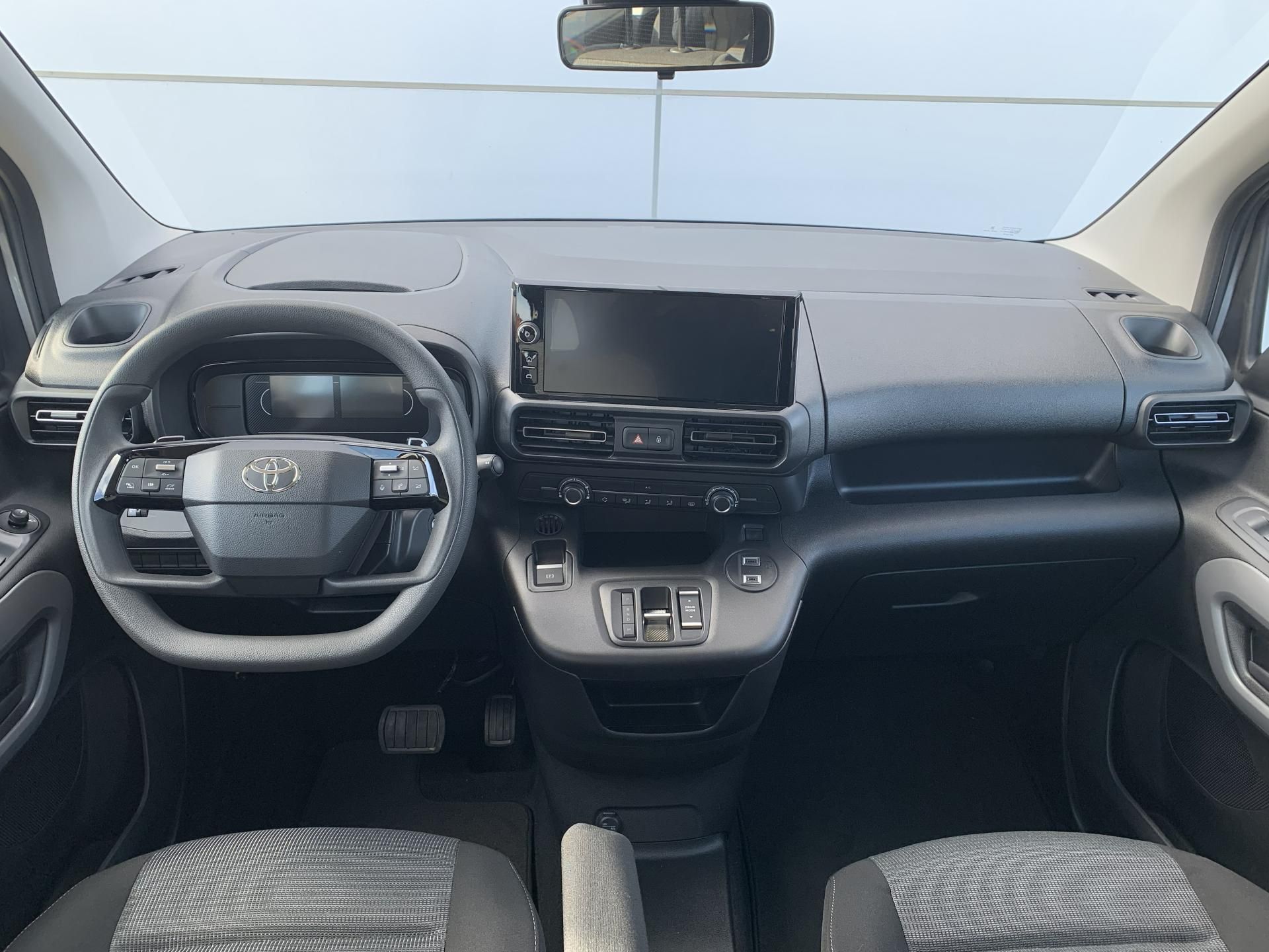 Toyota Proace City Verso, LONG BUSINESS 7S 1,5D AT - fotka 5