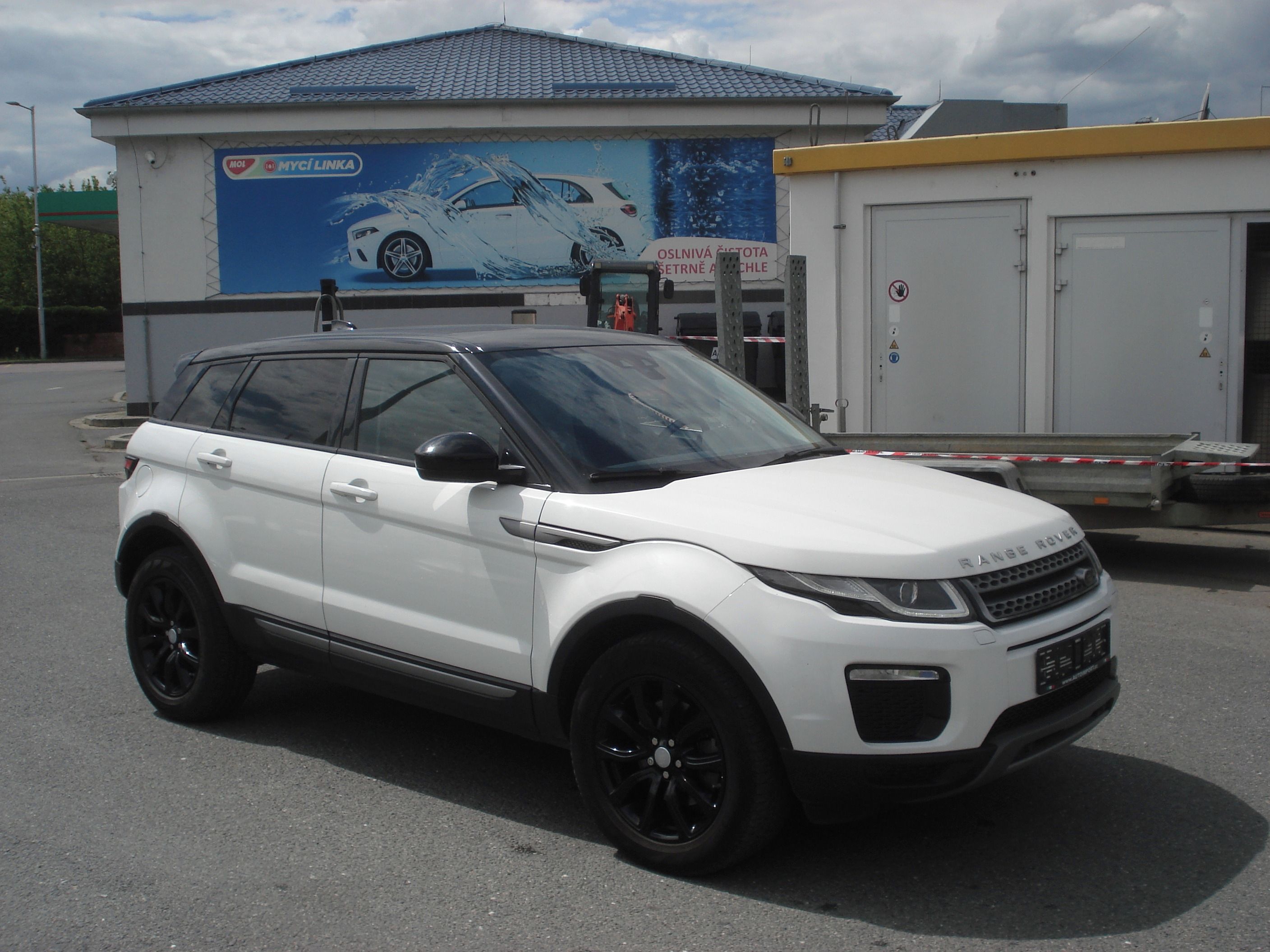 Land Rover Range Rover Evoque, 2.0 TD 4WD AUT TOP - fotka 6