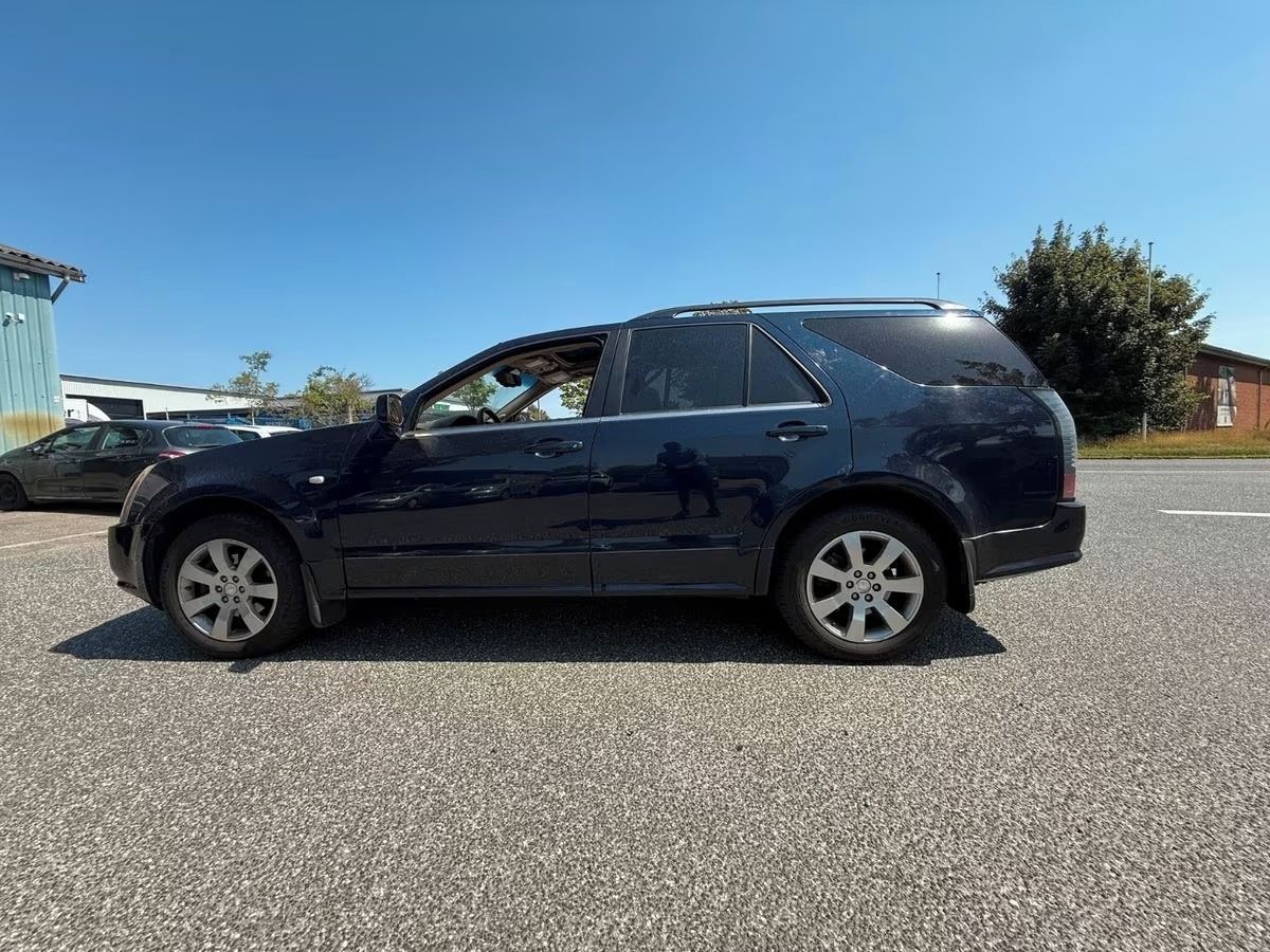 Cadillac SRX, LPG+BENZIN 4.6i V8splátky všem