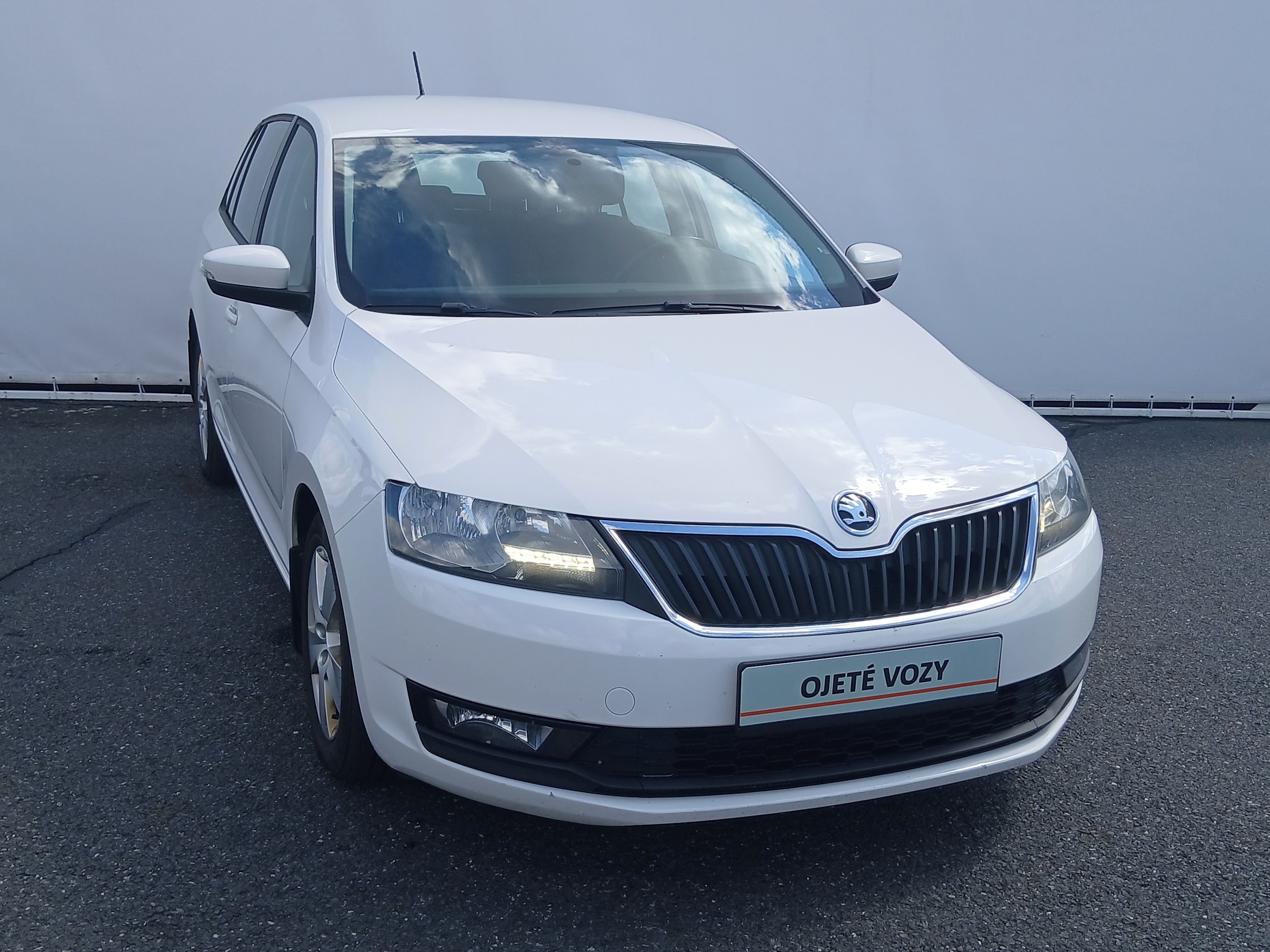 Škoda Rapid, 1.6 TDI 85 KW Ambition - fotka 3