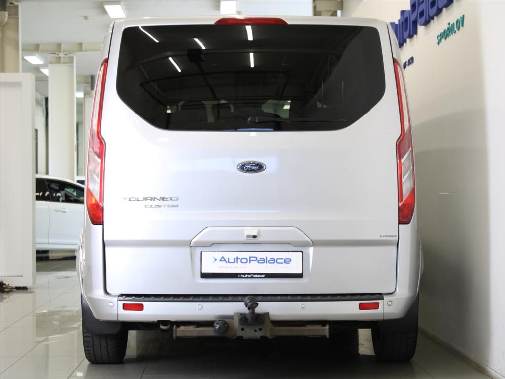 Ford Tourneo Custom, 2,0 EB 136kW AT Kůže 117tkm.ČR - fotka 4