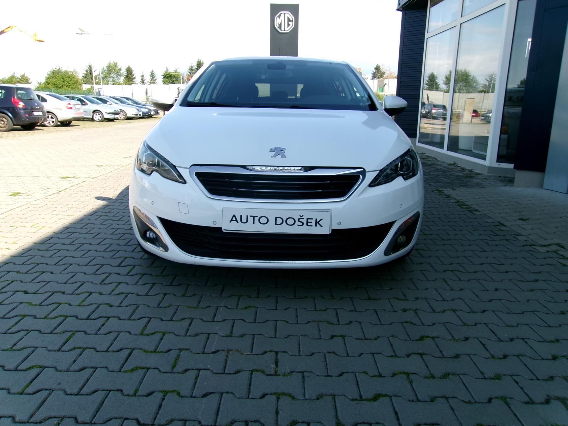 Peugeot 308, 1.2i automat