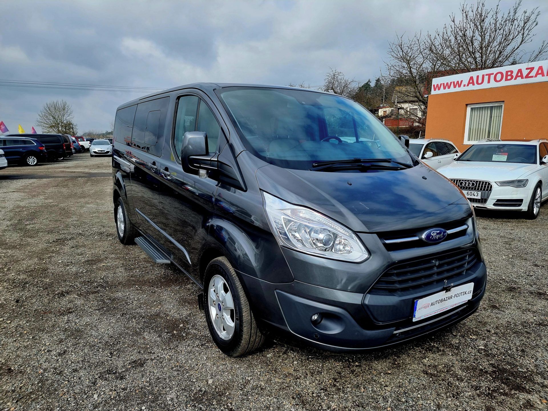 Ford Tourneo Custom, 2,0 TDCi 96kW L2 Titanium,8.mí