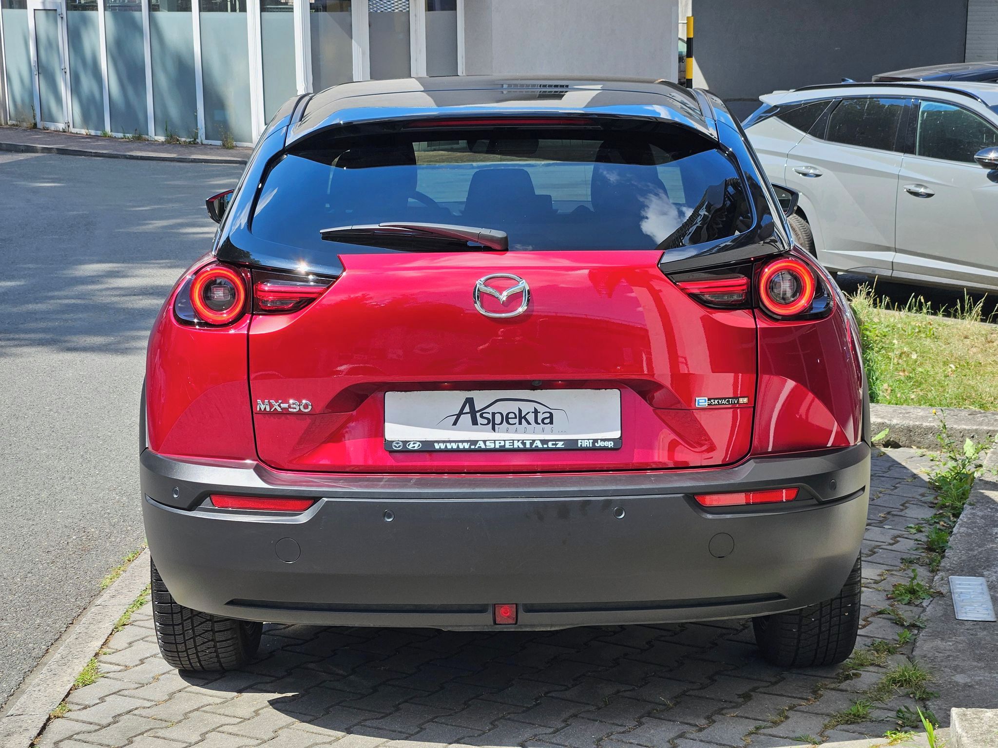 Mazda MX-30, e-SKYACTIV R-EV 123.8kW, AT - fotka 4