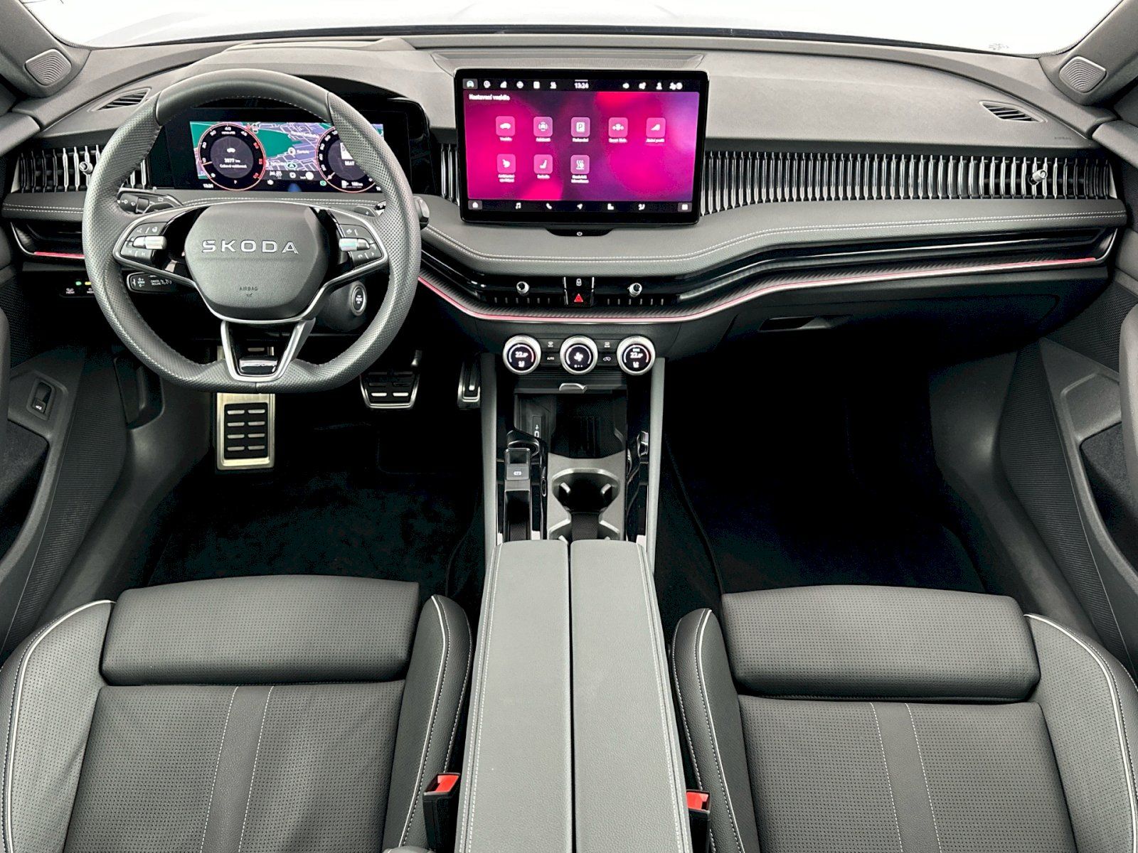 Škoda Superb, DSG 2.0TDI 142kW 4x4 SportLine - fotka 5