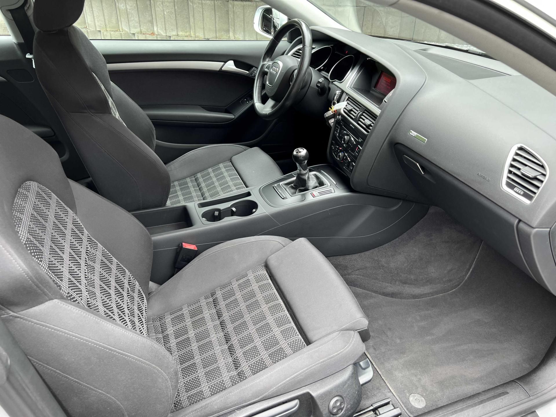 Audi A5, coupé 2.0 TFSi 132 kW - fotka 6
