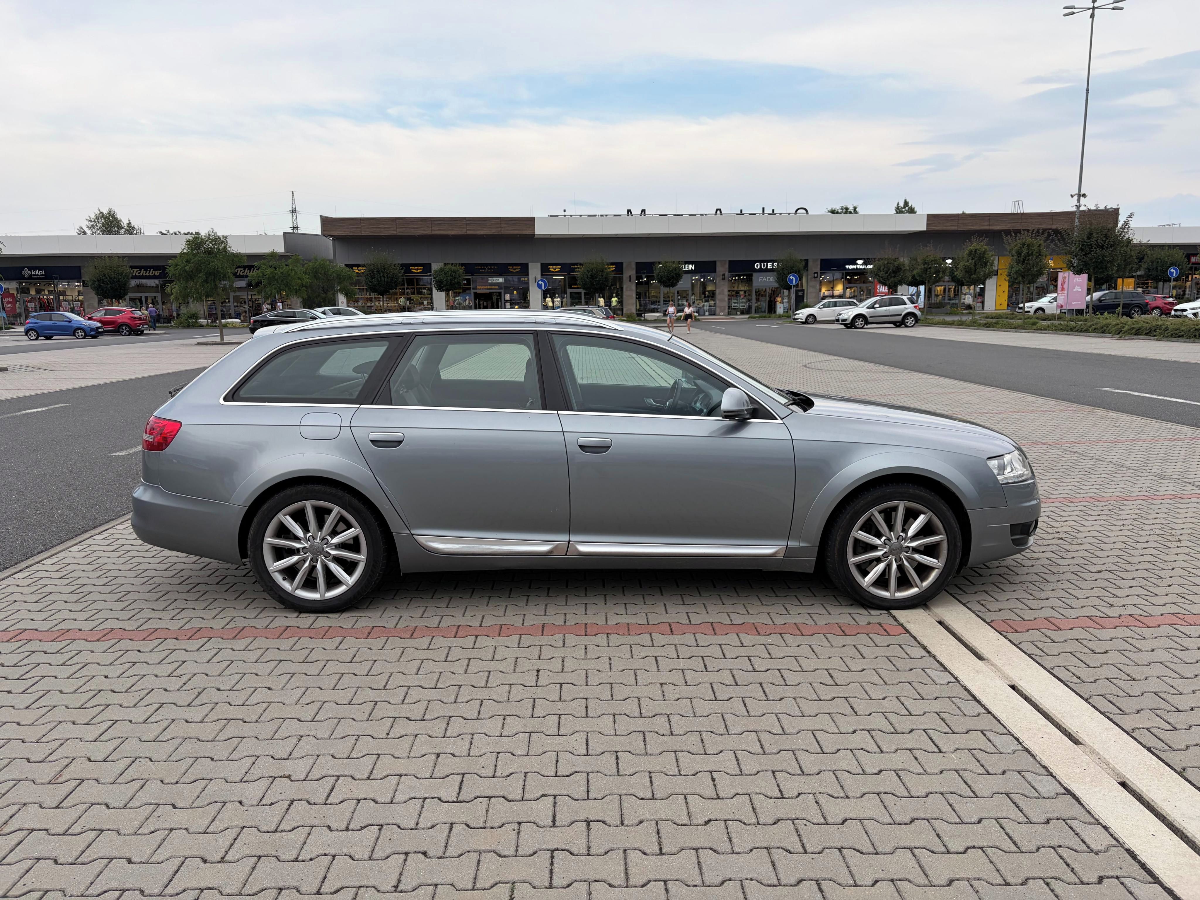 Audi A6 allroad, 3.0 TDi 176kw 4x4 TZ serviska - fotka 2