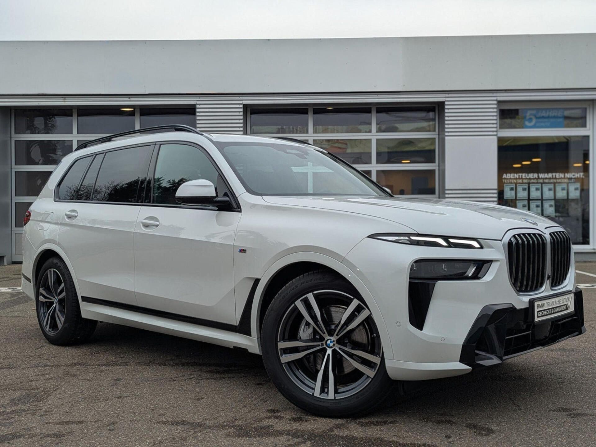 BMW X7, xDrive40i M-Sport NezTop Pano - fotka 3