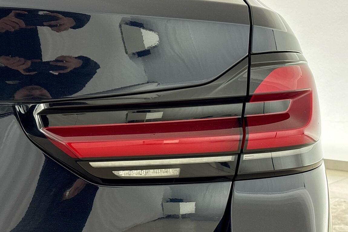 BMW Řada 5, 530d xDrive - fotka 4