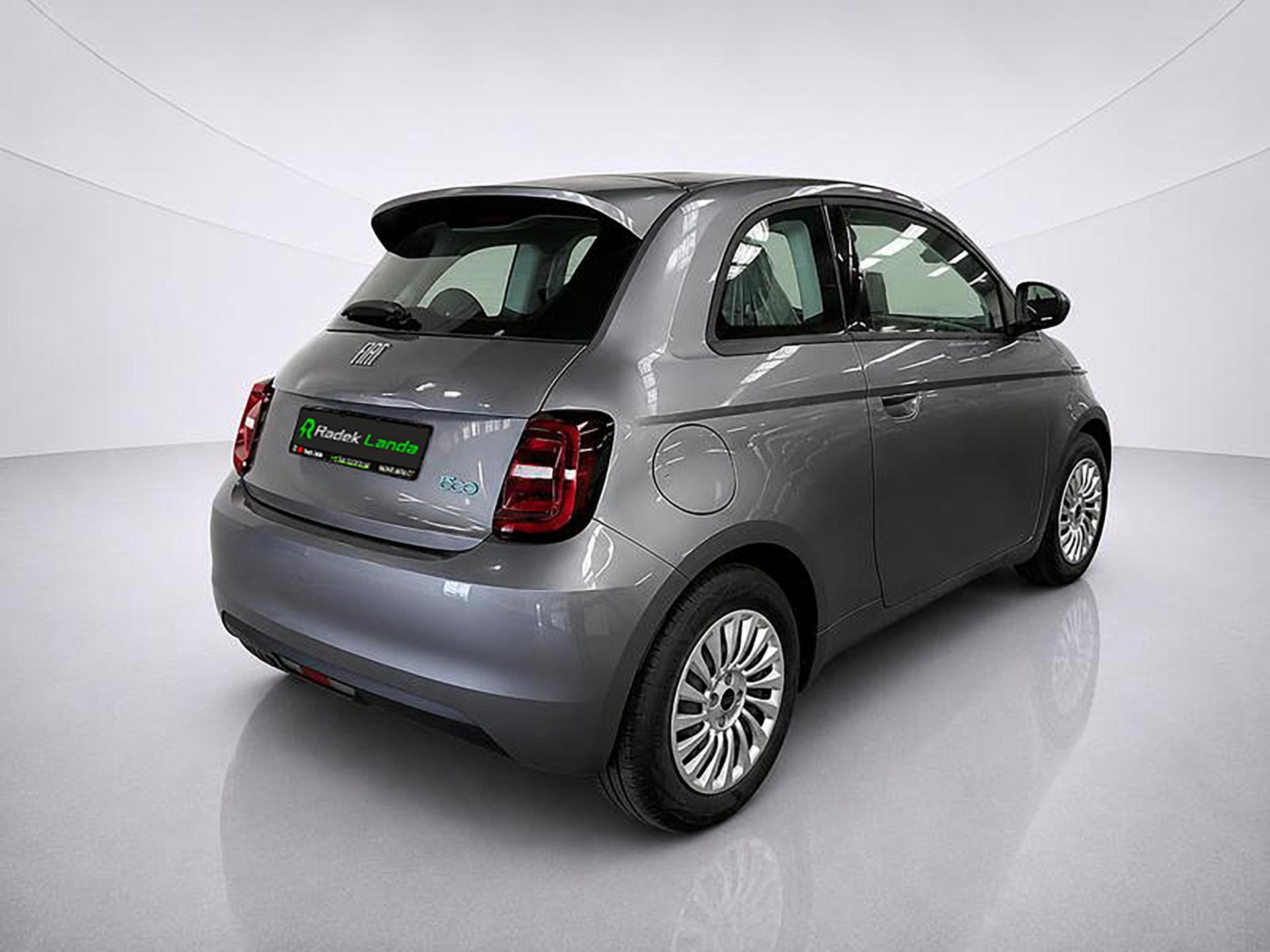 Fiat 500E, Action, 100km, nový vůz - fotka 5