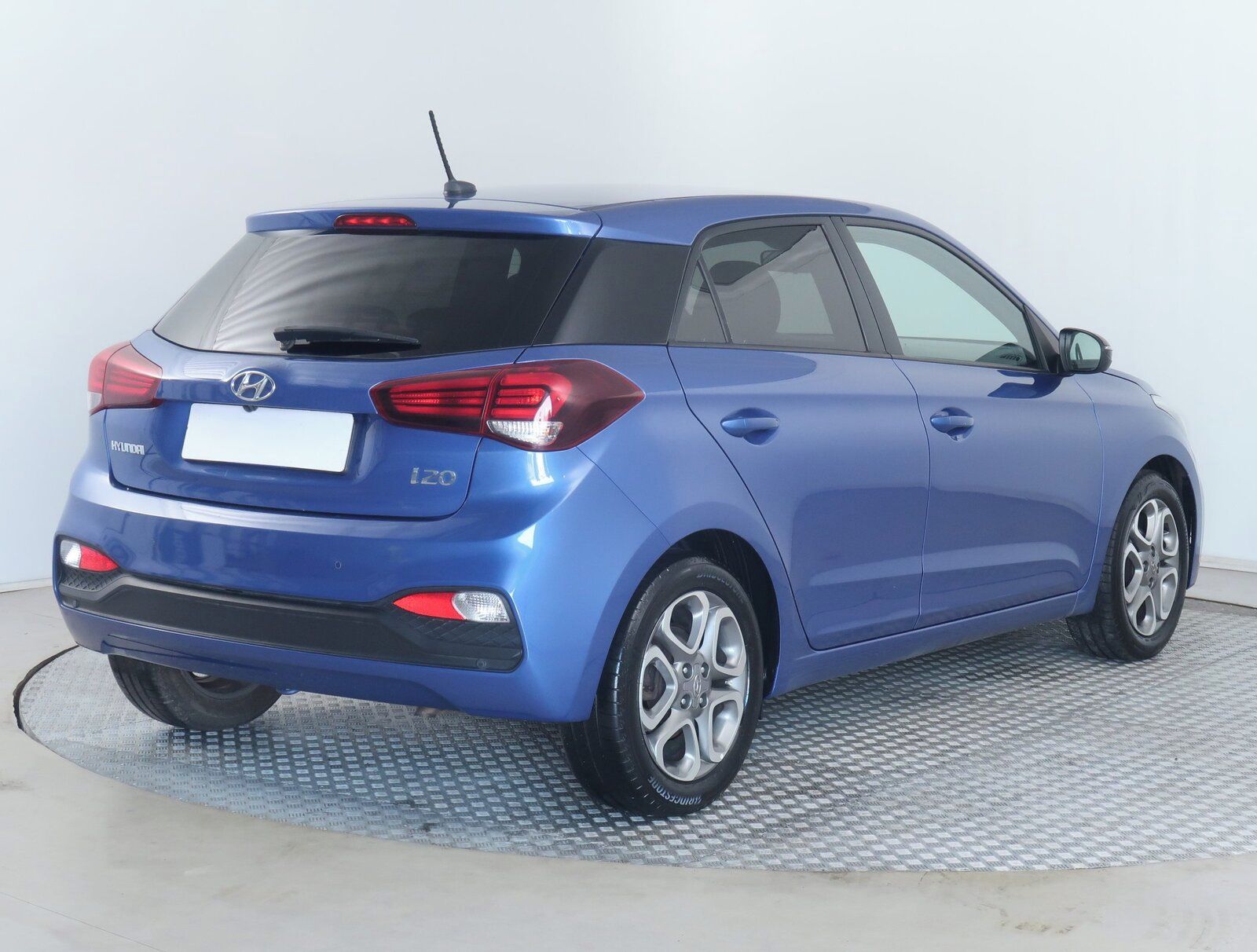 Hyundai i20, 1.2, ČR,1.maj, Serv.kniha - fotka 5