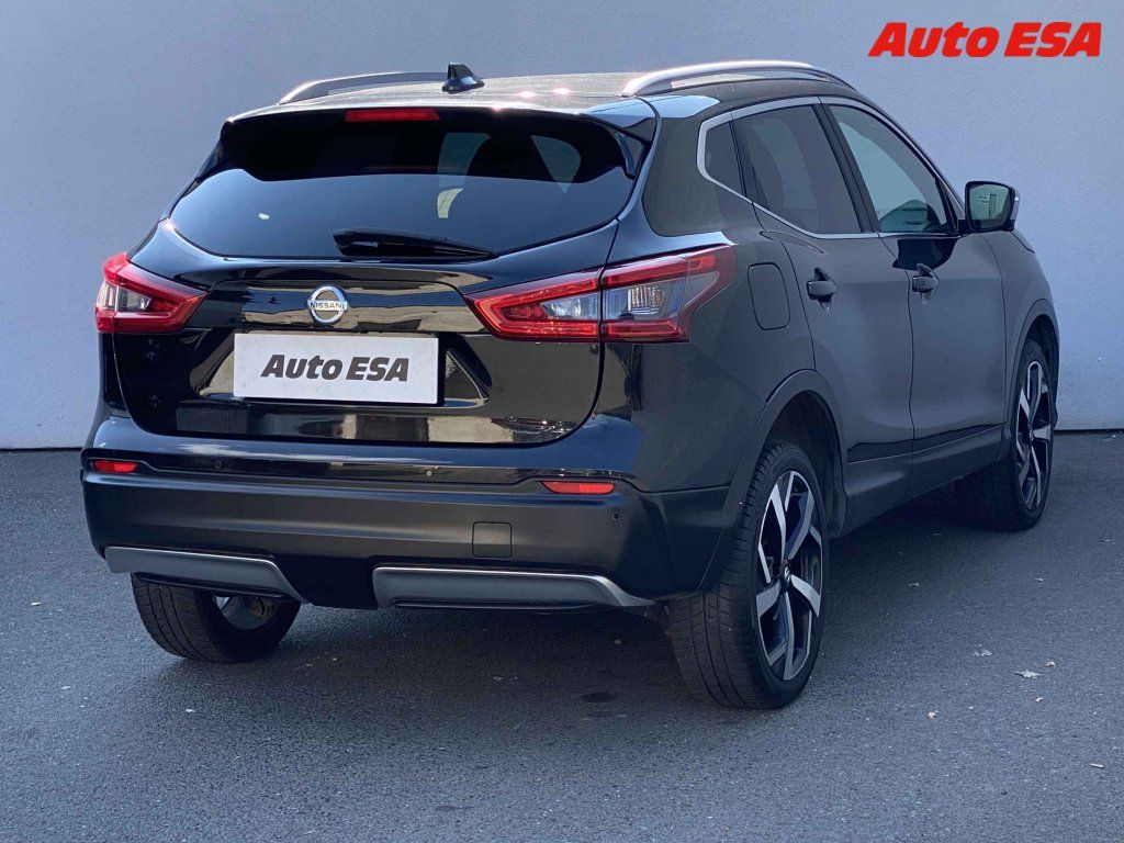 Nissan Qashqai, 1.3tce,2.maj,ČR - fotka 4
