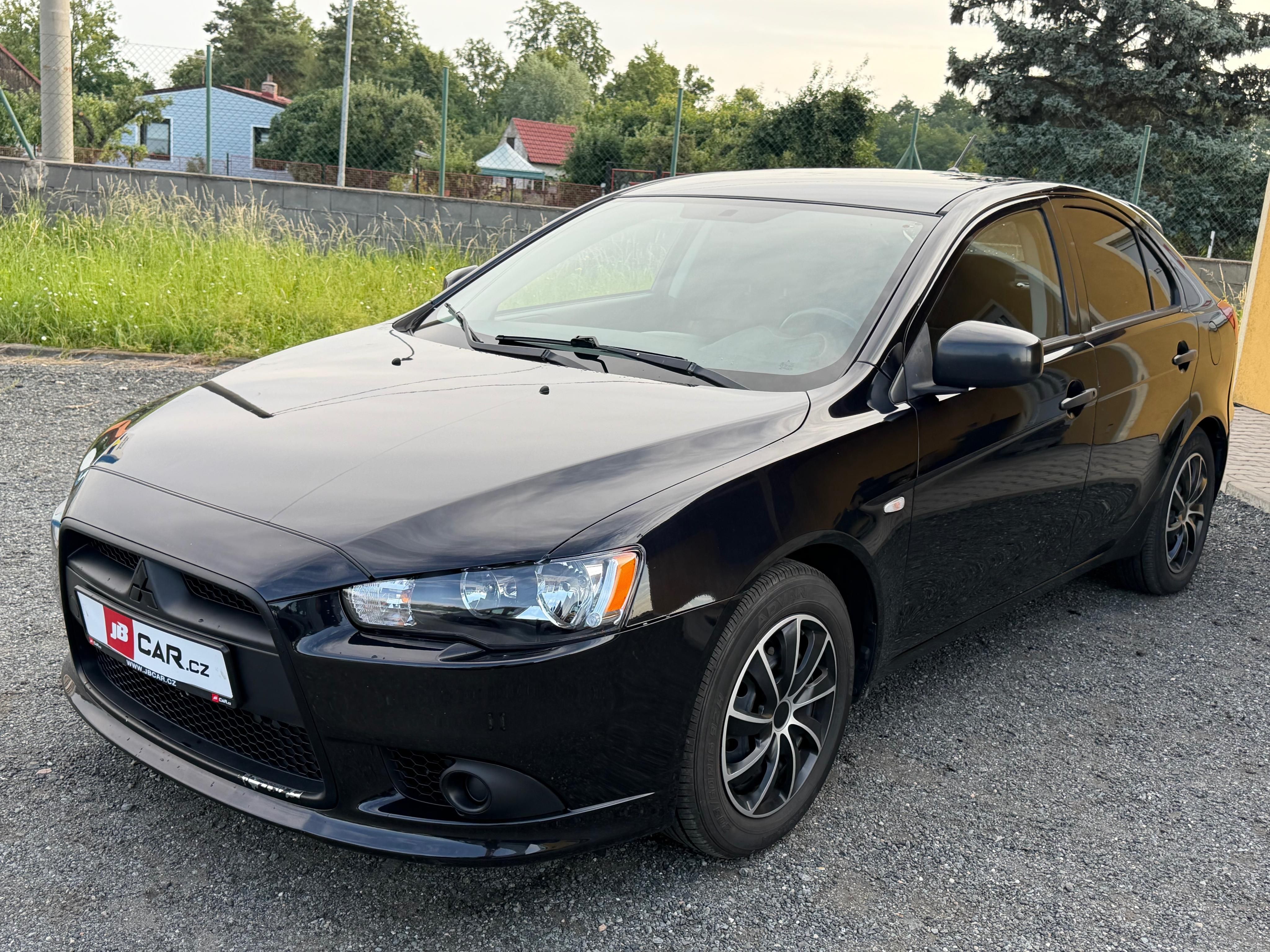 Mitsubishi Lancer, 1.6I MIVEC 86KW 1.MAJITEL - fotka 5