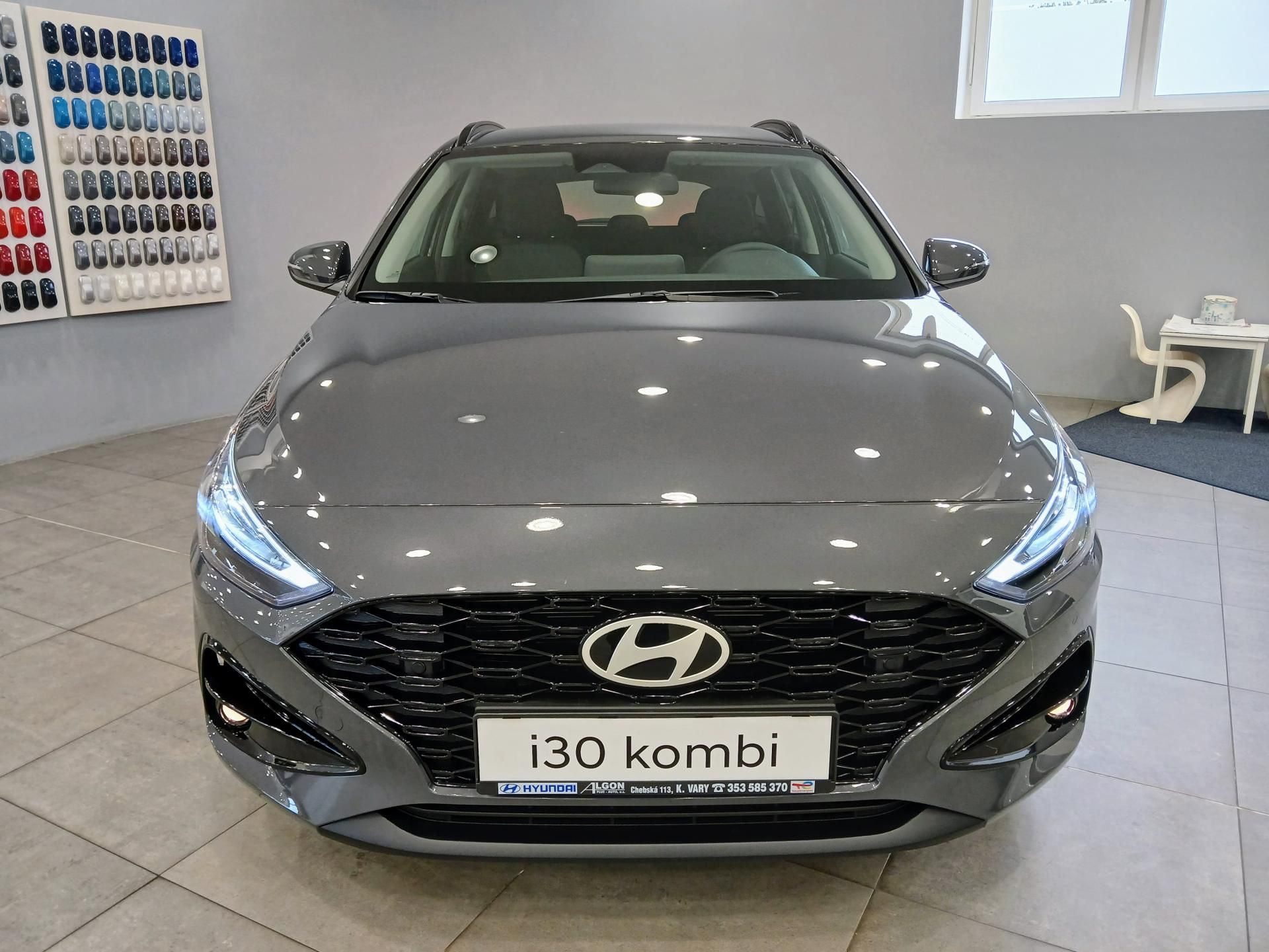 Hyundai i30, 1.0 T-GDI GO Czech! - fotka 2