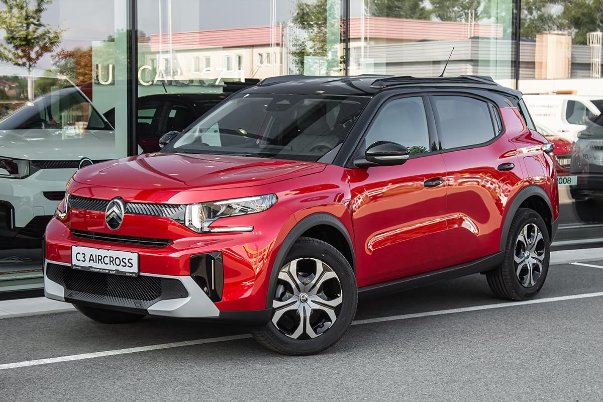 Citroën C3 Aircross, 1,2 PLUS Hybrid 145k Automat