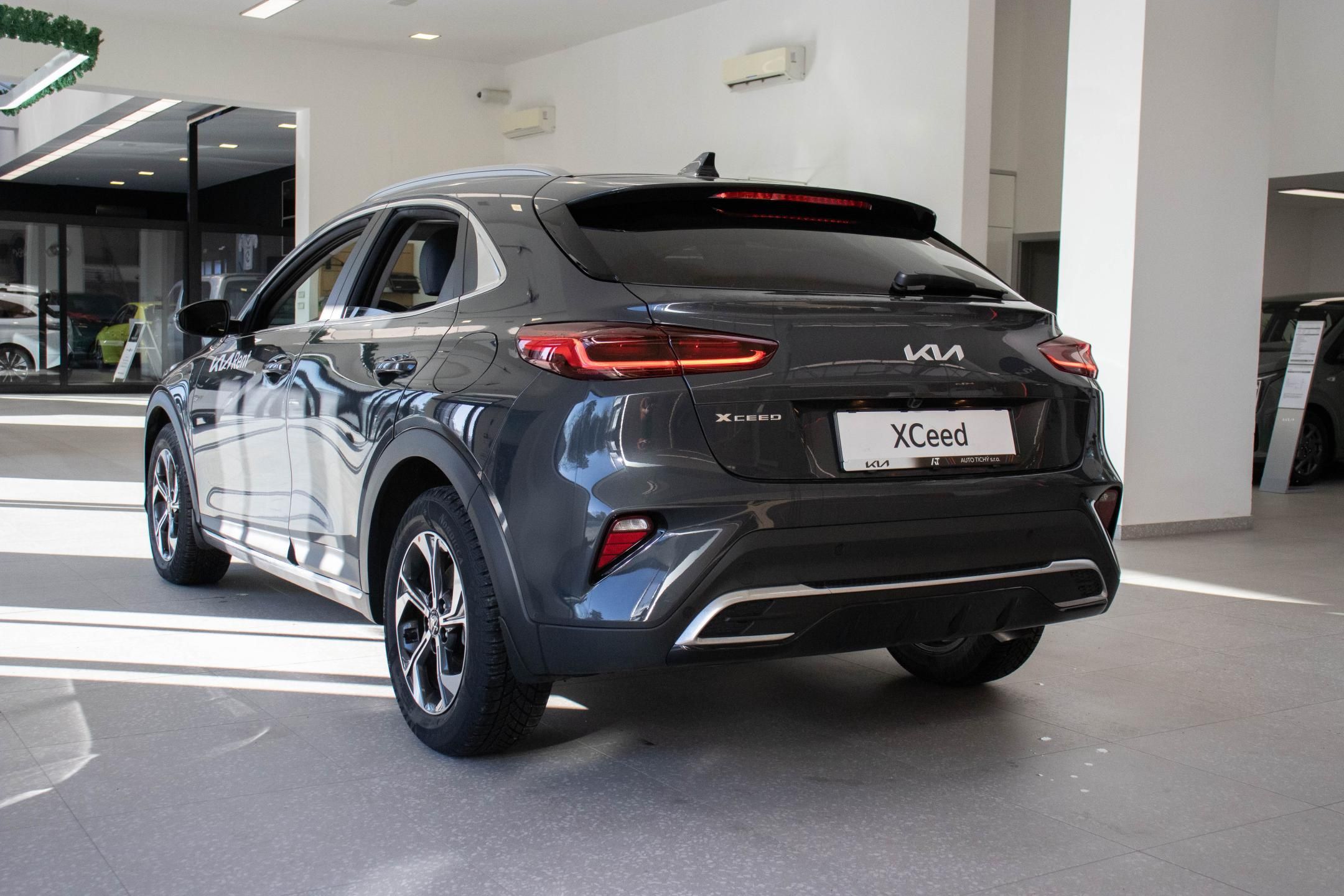 Kia XCee´d, 1.6 T-GDI GPF 7DCT EXCLUSIVE - fotka 6