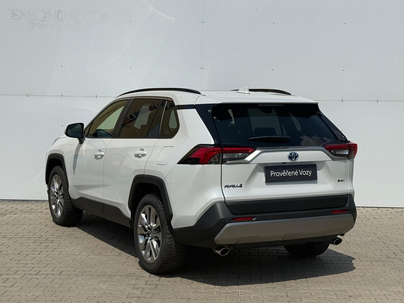 Toyota Rav4, 2.5 HSD e-CVT AWD Executive + - fotka 2