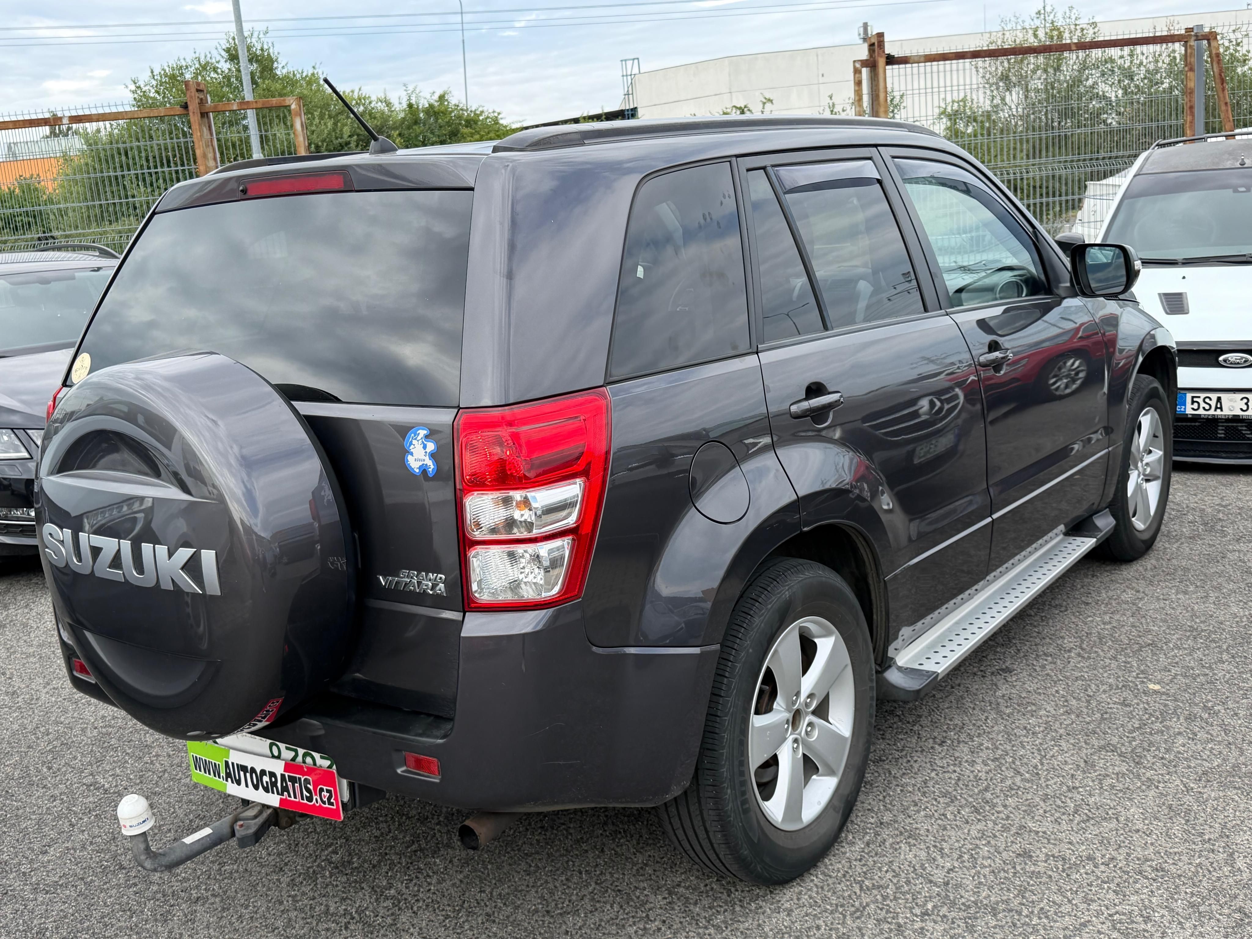 Suzuki Grand Vitara, 2.4i-4X4-VÝBAVA-KM-PERF.STAV - fotka 5