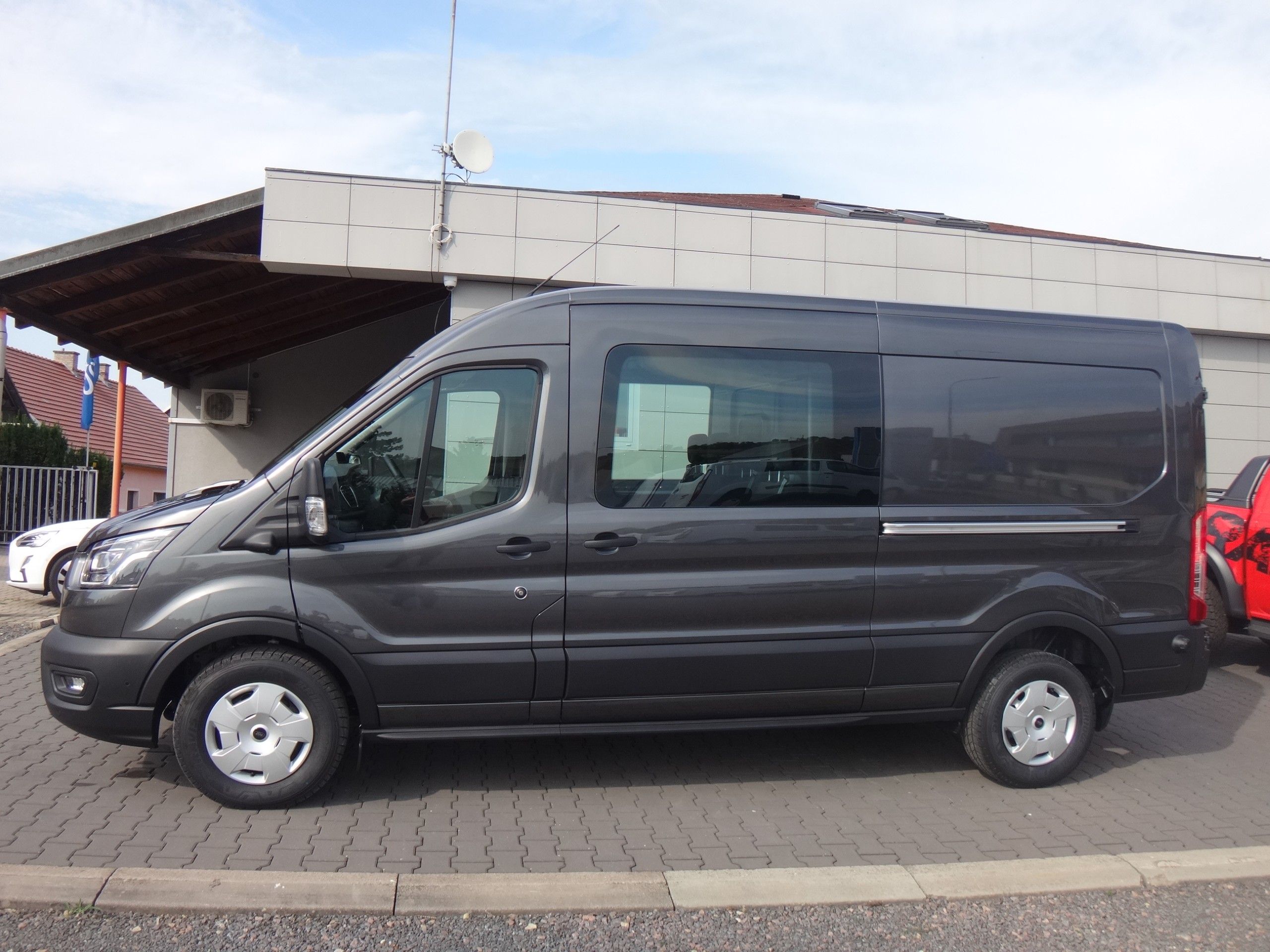 Ford Transit, DCiV Tren 350 L3H2_2.0EcoBlue - fotka 2