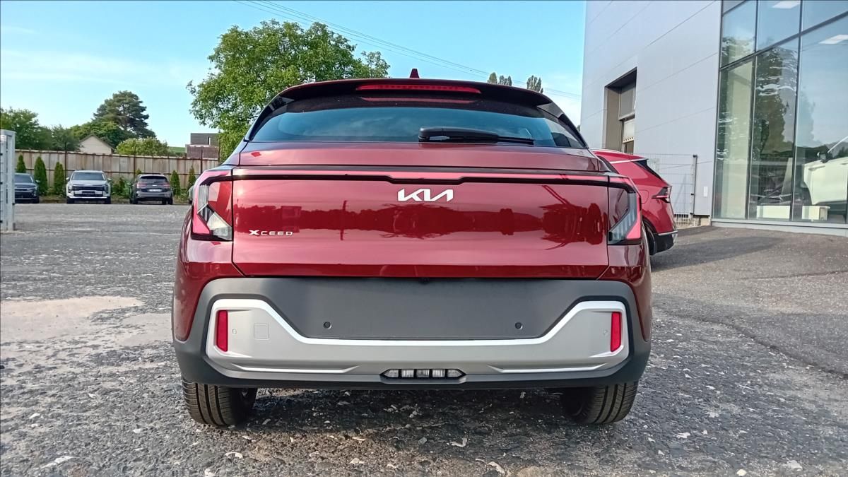 Kia XCee´d, 1,0 T-GDi  SPIN (2027) - fotka 4