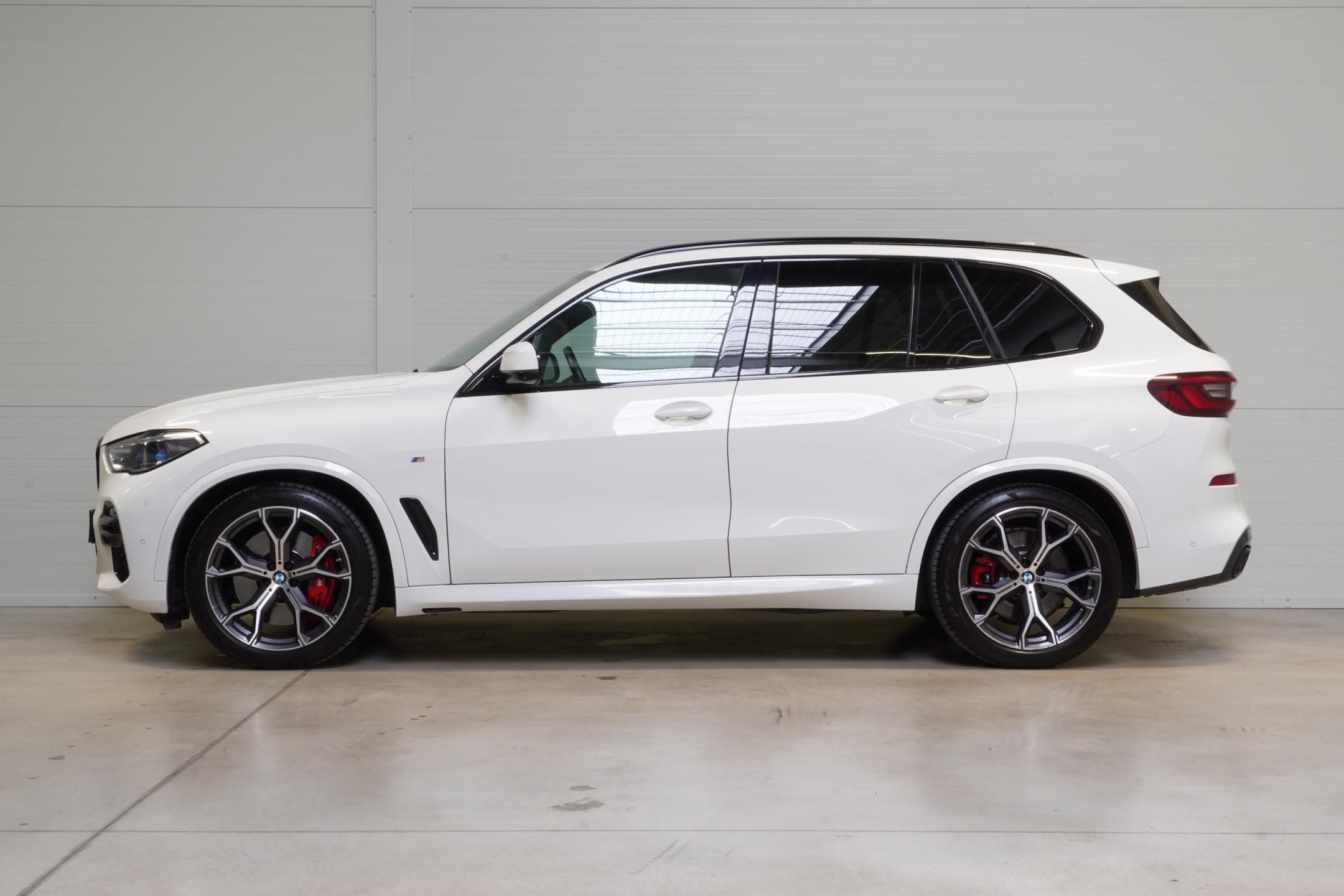 BMW X5, Xdrive40d,ČR,1.MAJ,DPH,7míst - fotka 5