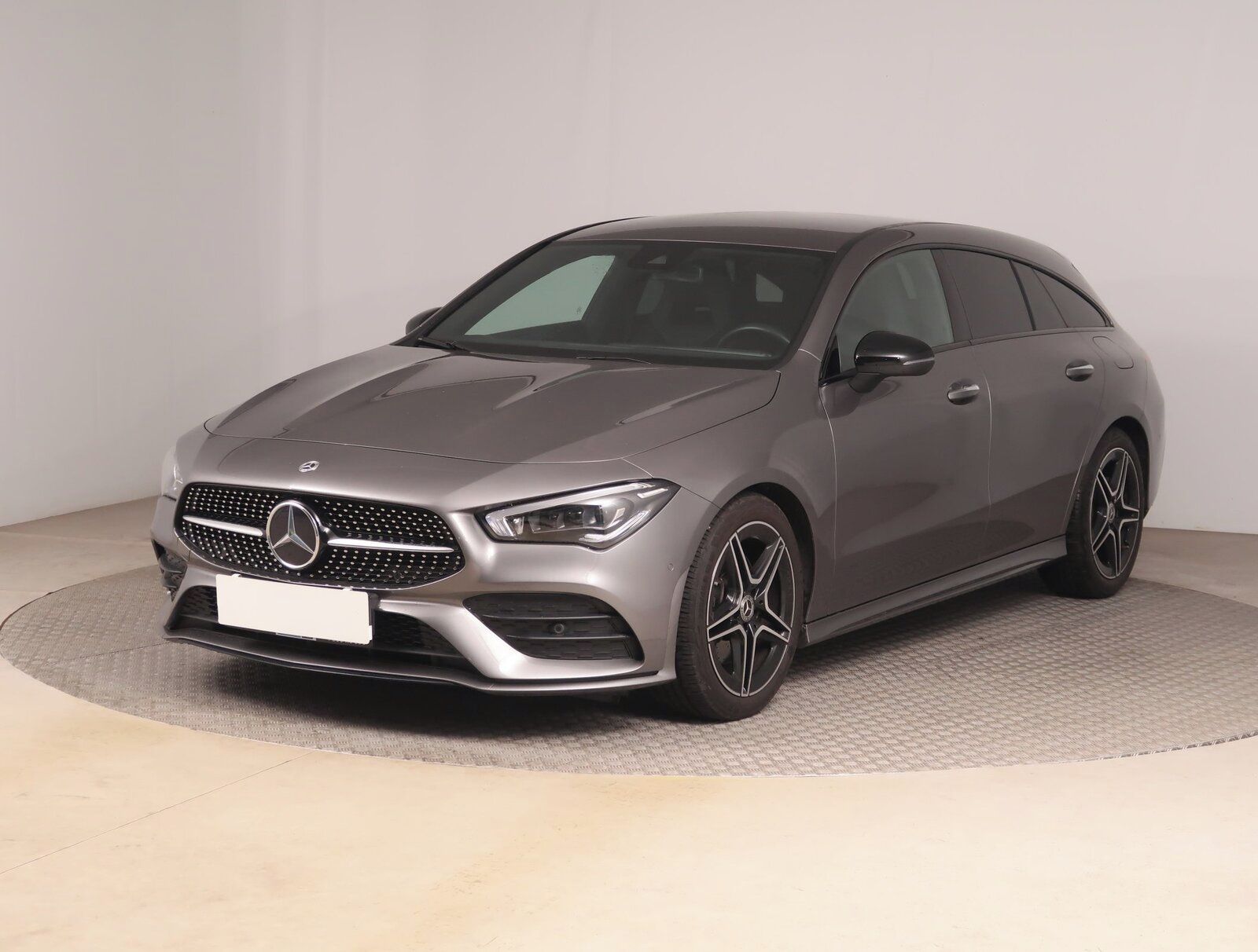 Mercedes-Benz CLA, 200, AMG Paket, Záruka - fotka 2