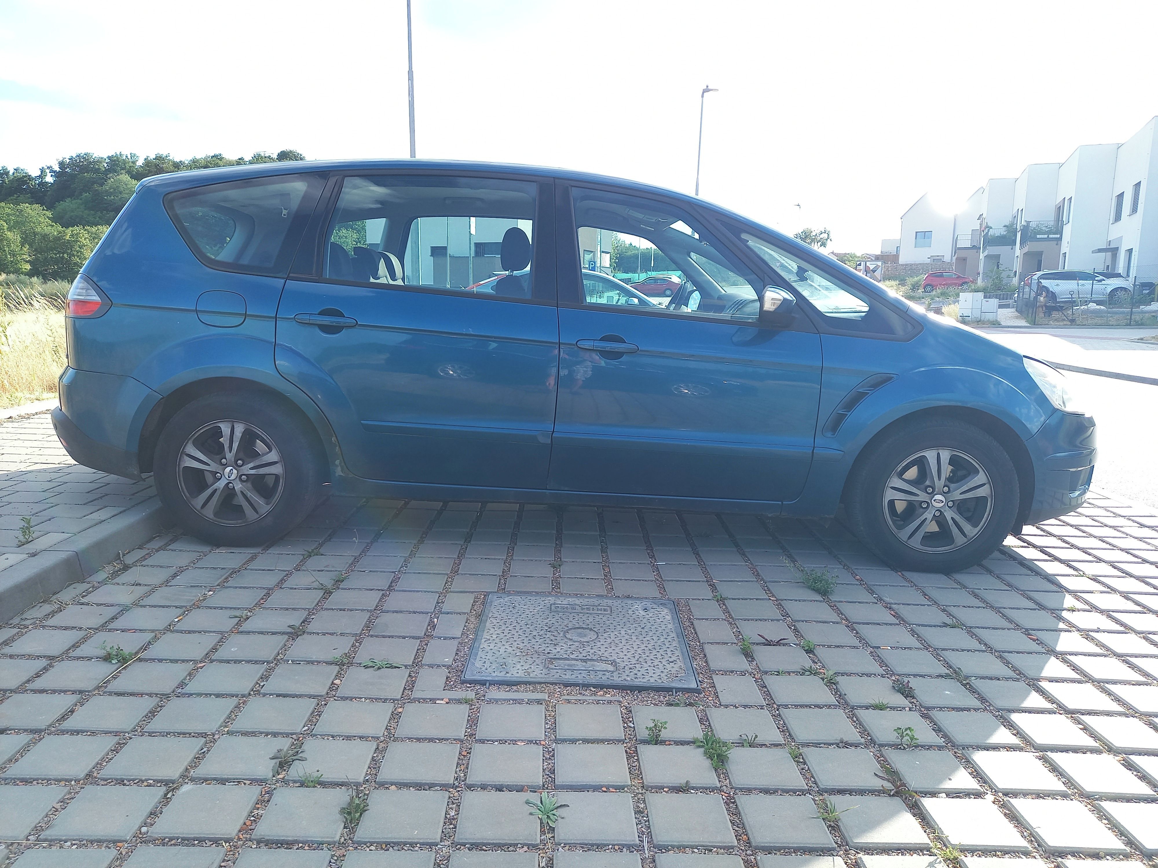 Ford S-MAX, 2.0 TDCi, 103 kW, tažné - fotka 6