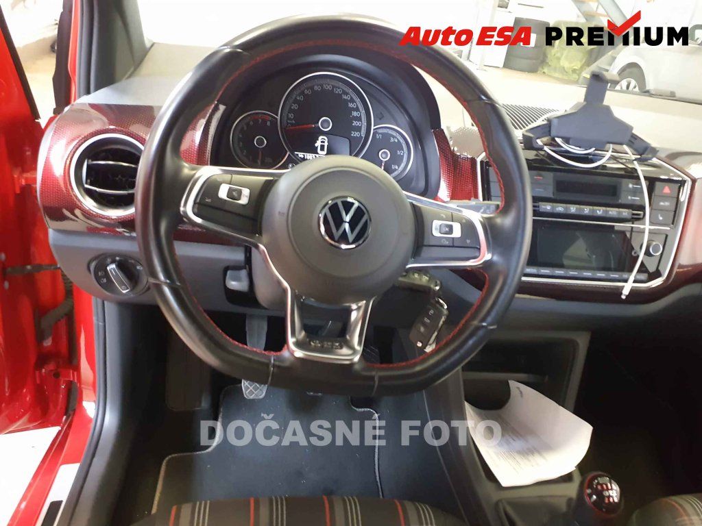 Volkswagen Up!, 1.0 TSi,1.maj,ČR,GTi - fotka 3