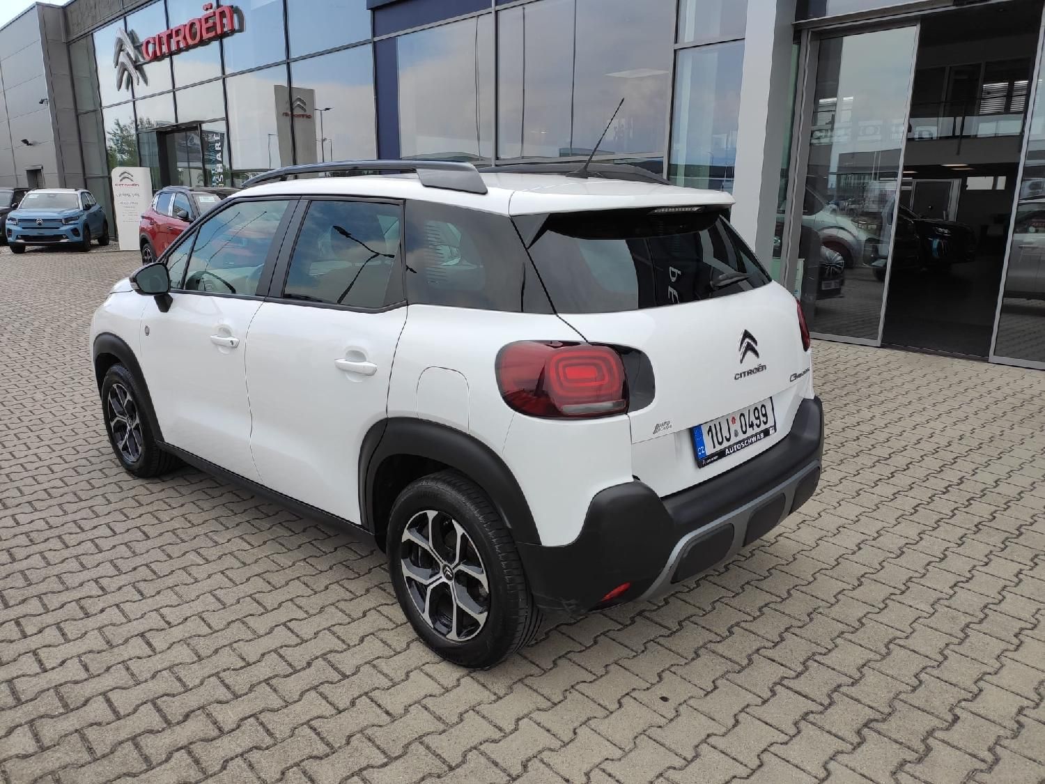 Citroën C3 Aircross, 1.2 110k MAN6 Cseries 1majitel - fotka 3