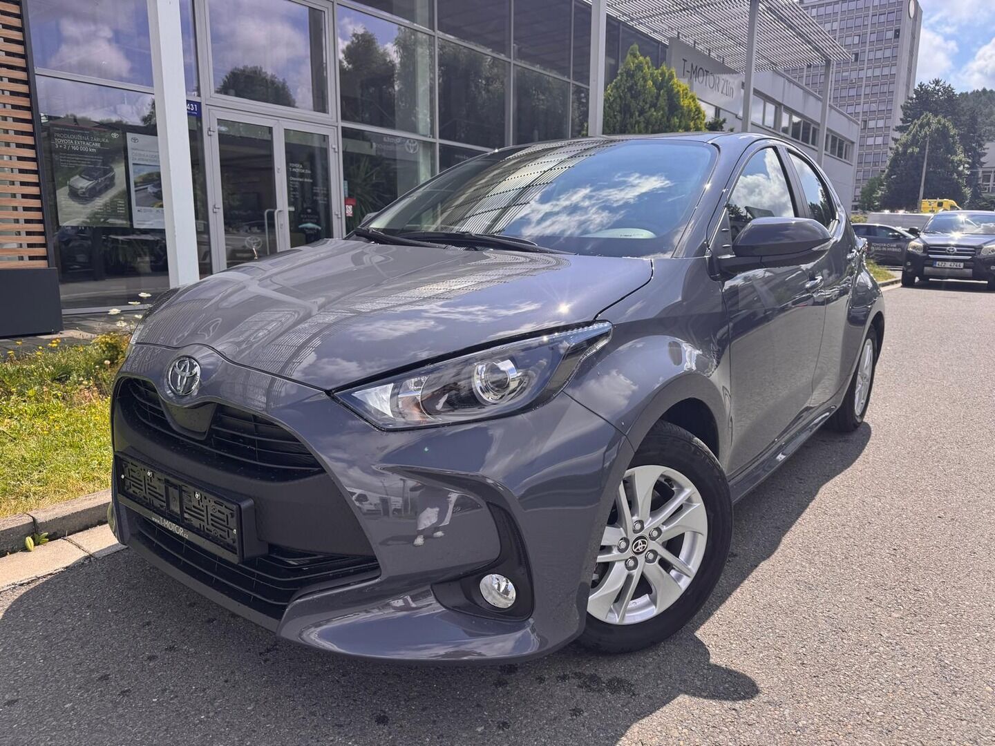Toyota Yaris, 1.5 Comfort - fotka 4