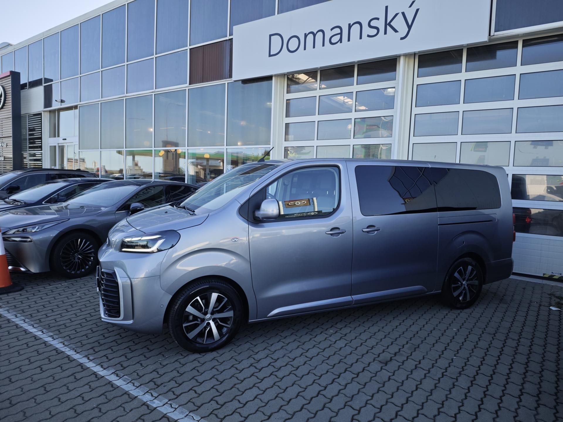 Toyota Proace Verso, 2.0D-8 A/T - L2 FAMILY 8S - fotka 2