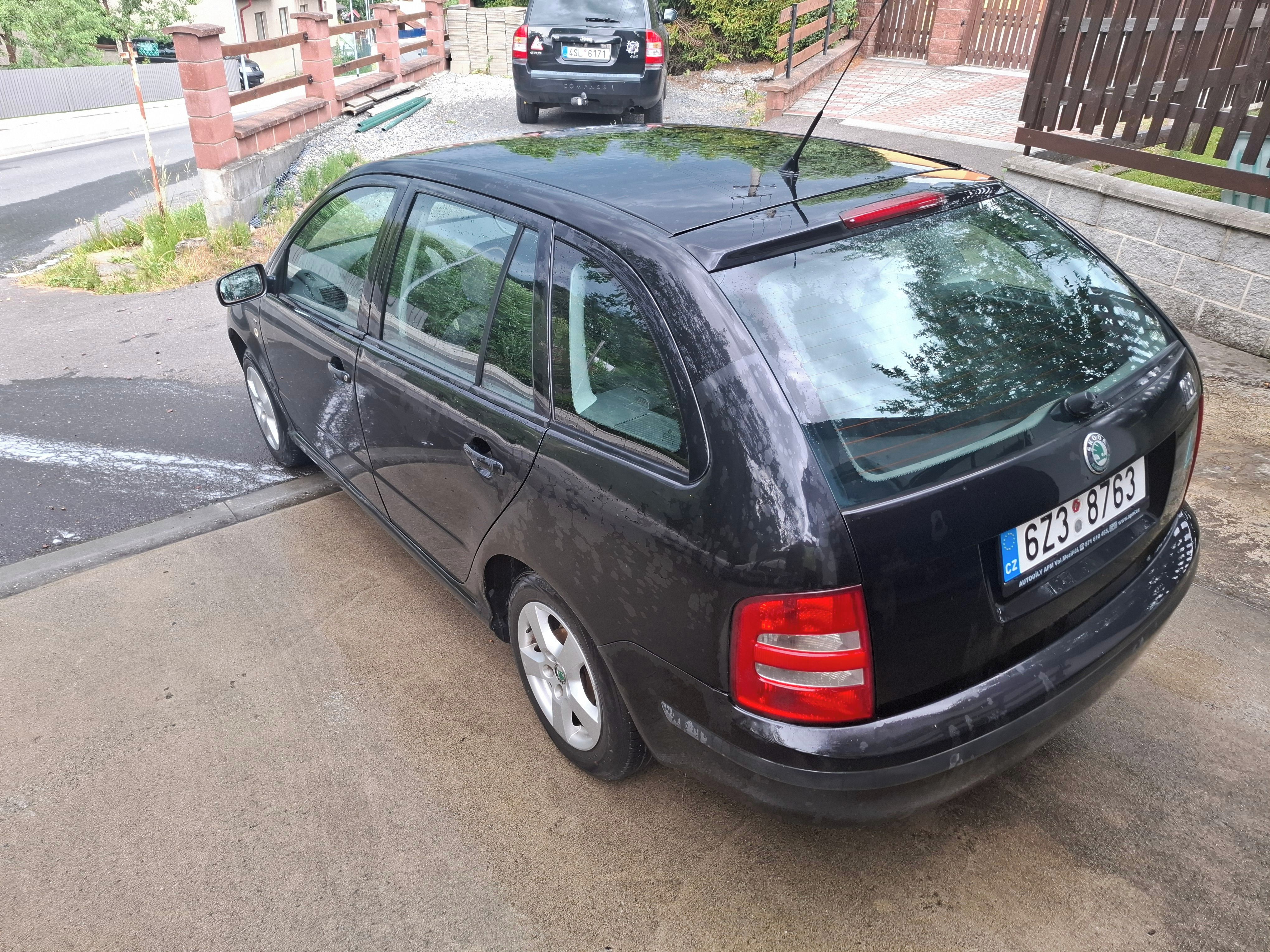 Škoda Fabia, Škoda Fabia 1,9 sdi Kombi - fotka 4