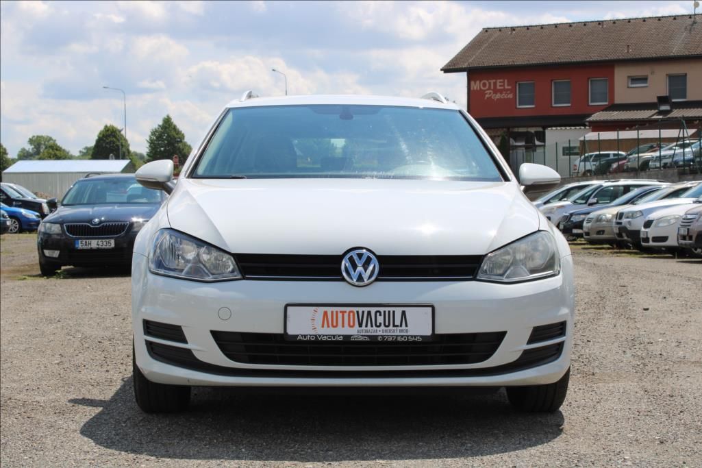 Volkswagen Golf, 1,2 TSi  DSG, 82.644 km, ČR - fotka 2