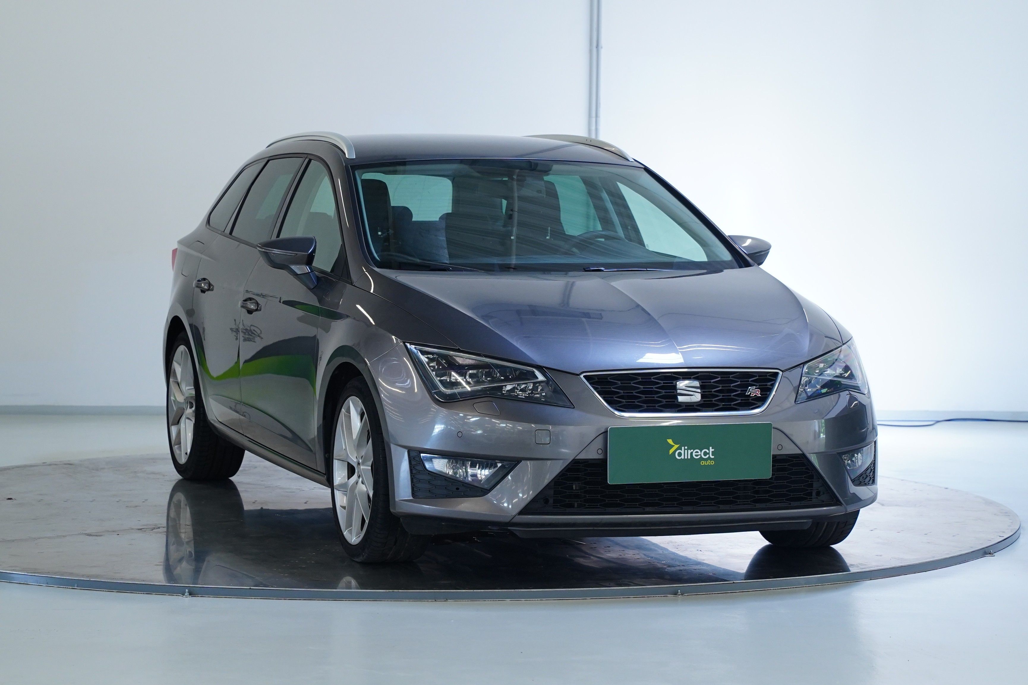 Seat Leon, 1.4 TSI 92 kW FR Sportstourer - fotka 4