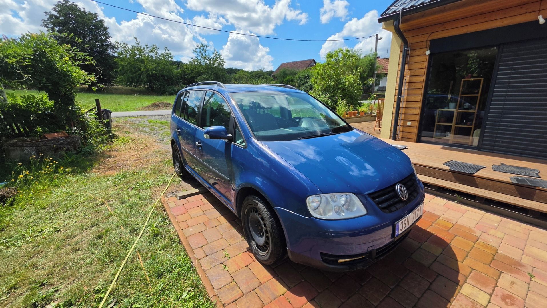 Volkswagen Touran - fotka 2