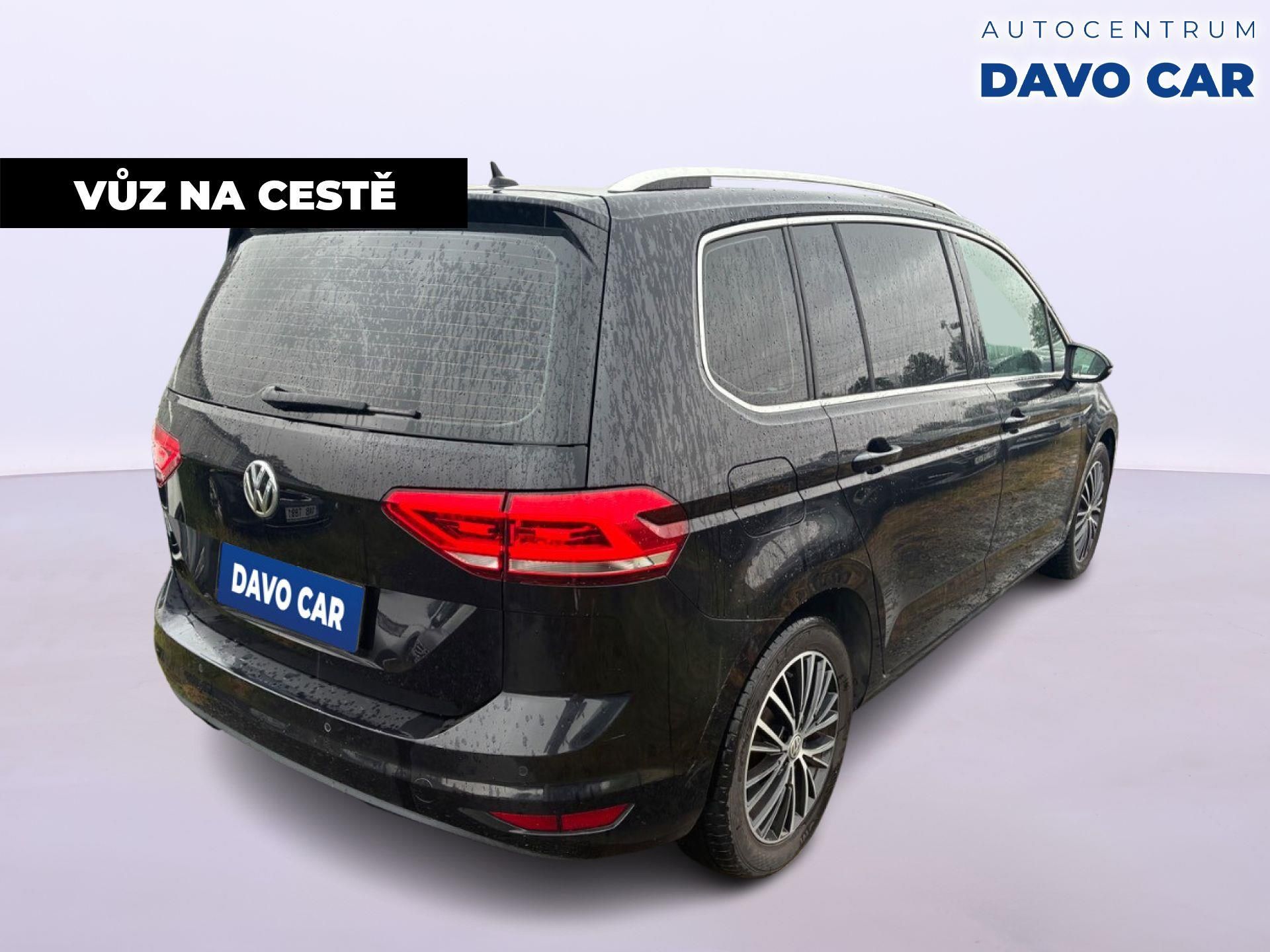 Volkswagen Touran, 2,0 TDI 110kW Highline DSG DPH - fotka 3