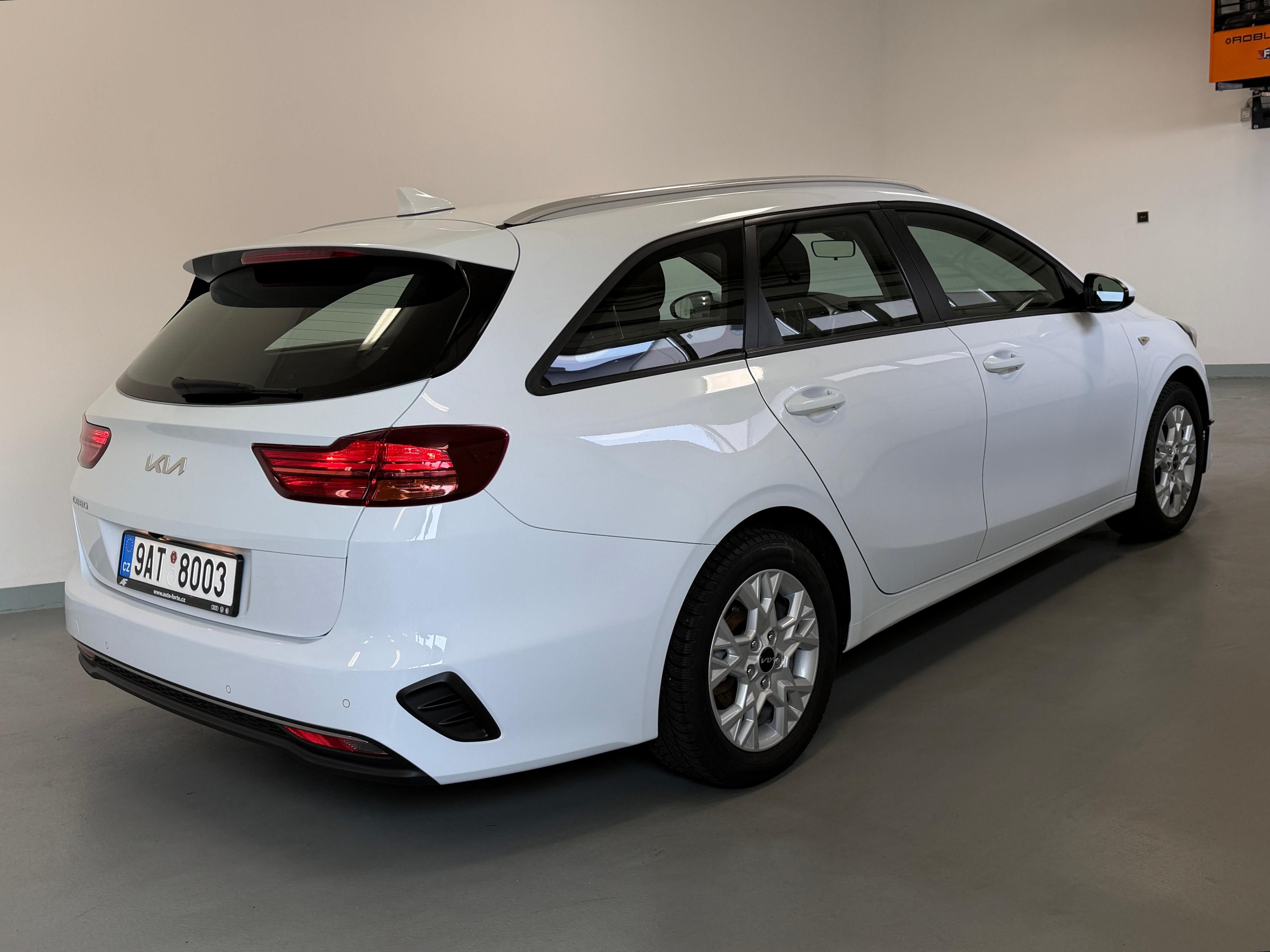 Kia Cee´d, SW 1,5,T-GDi 118kW AT Spin - fotka 6
