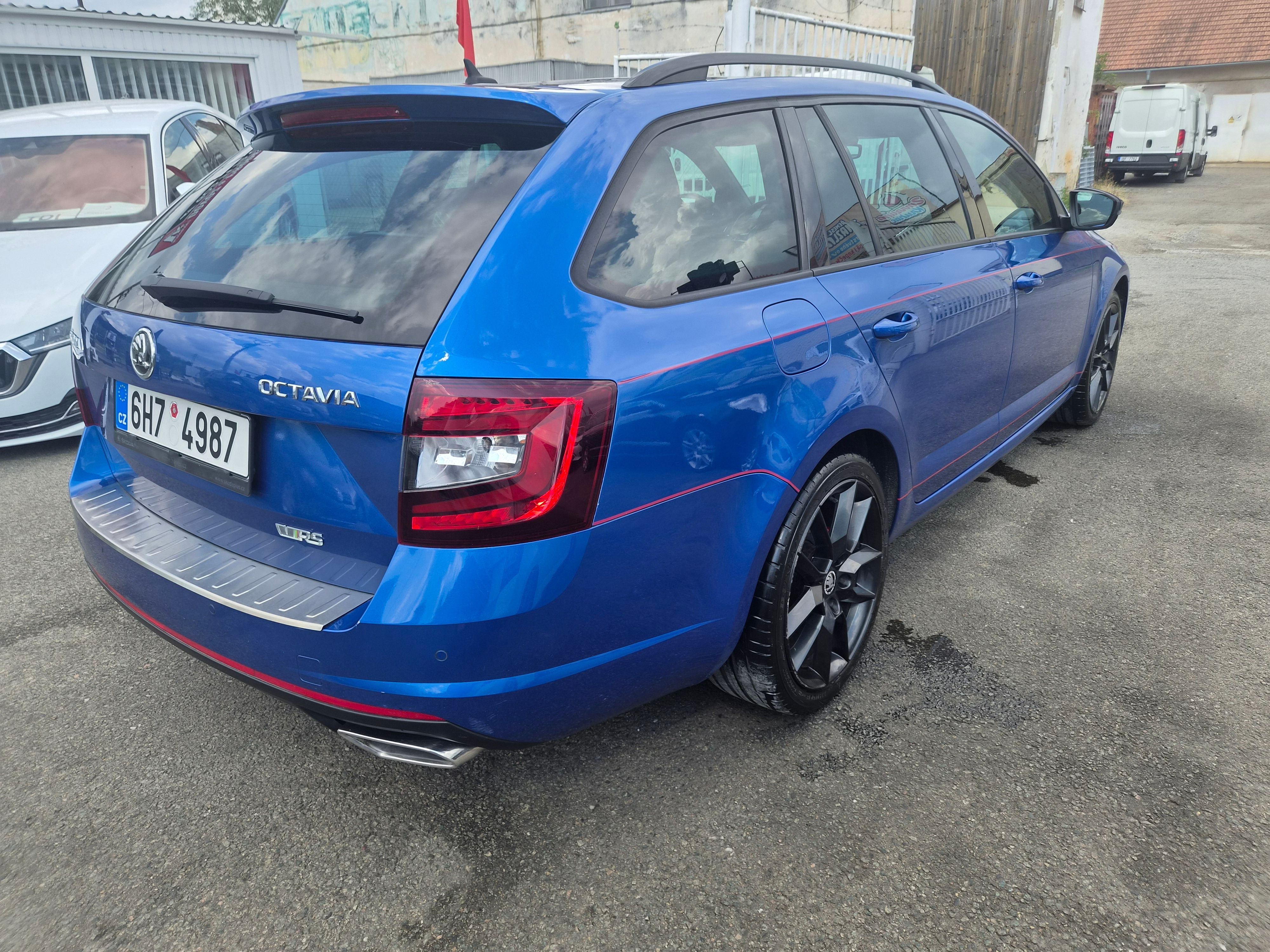 Škoda Octavia, 2,0 TDI  135 KW VRS CHALLENGE - fotka 4