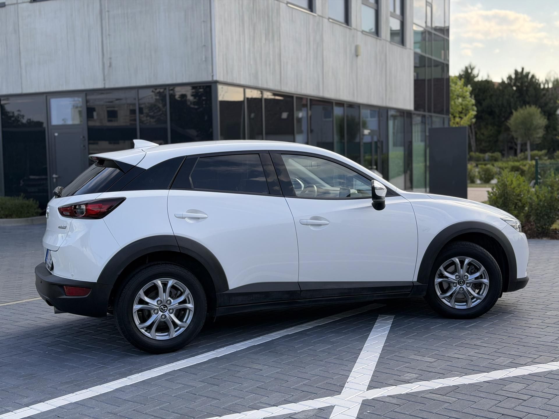 Mazda CX-3, 2.0i 89 kW / automat - fotka 5