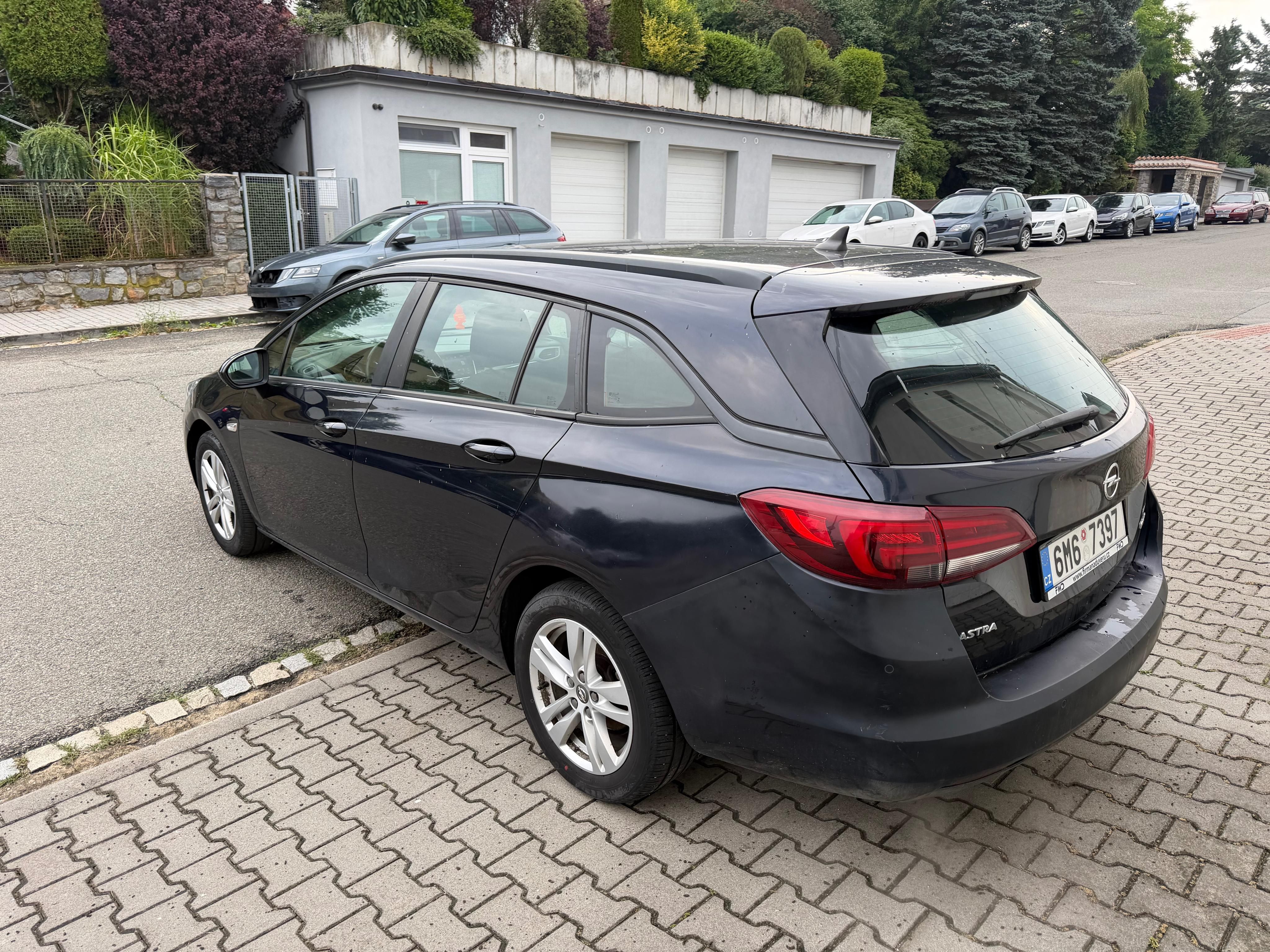 Opel Astra - fotka 3
