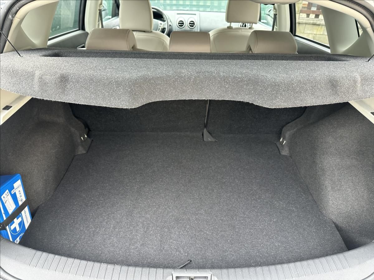 Nissan Qashqai, 2,0 4x4 AUTOMAT TEKNA - fotka 5