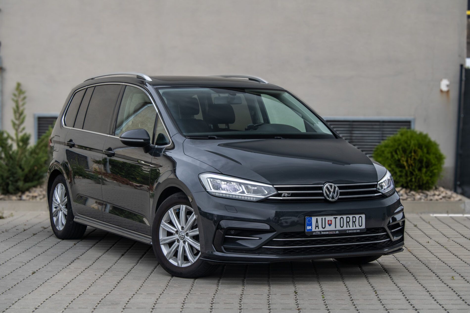 Volkswagen Touran - fotka 3