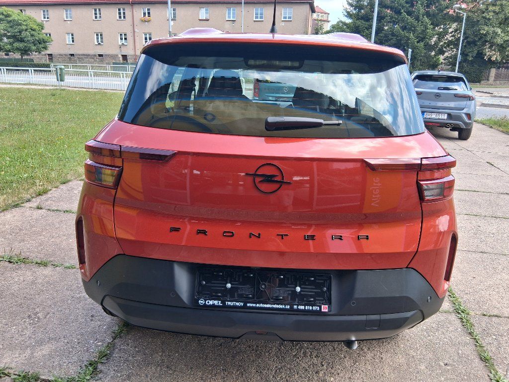 Opel Frontera, EDITION HYBRID 1,2 TURBO  81kW - fotka 5