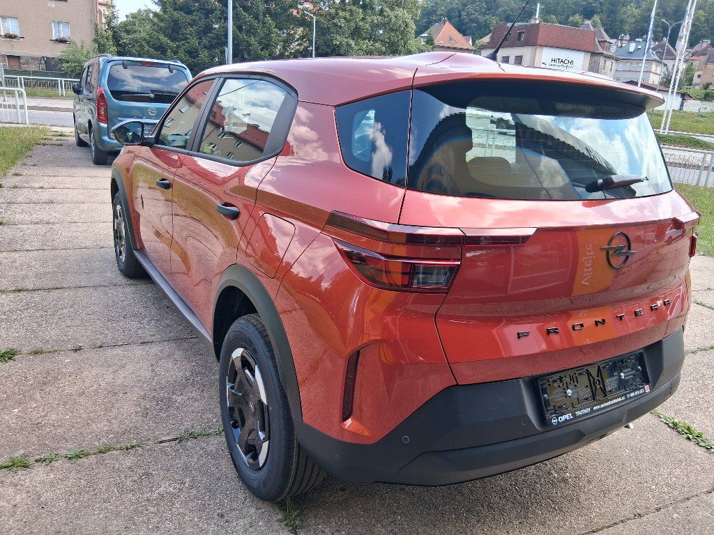 Opel Frontera, EDITION HYBRID 1,2 TURBO  81kW - fotka 6