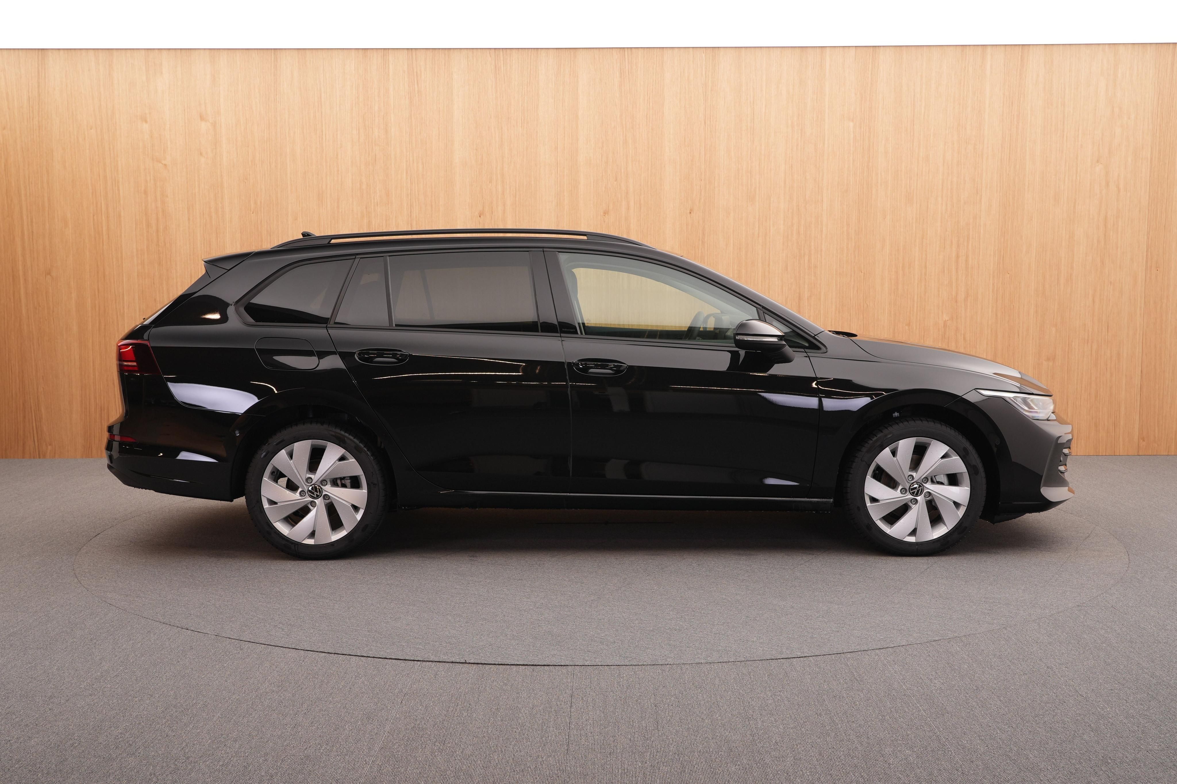 Volkswagen Golf Variant, Limited 1.5 eTSI DSG - fotka 5