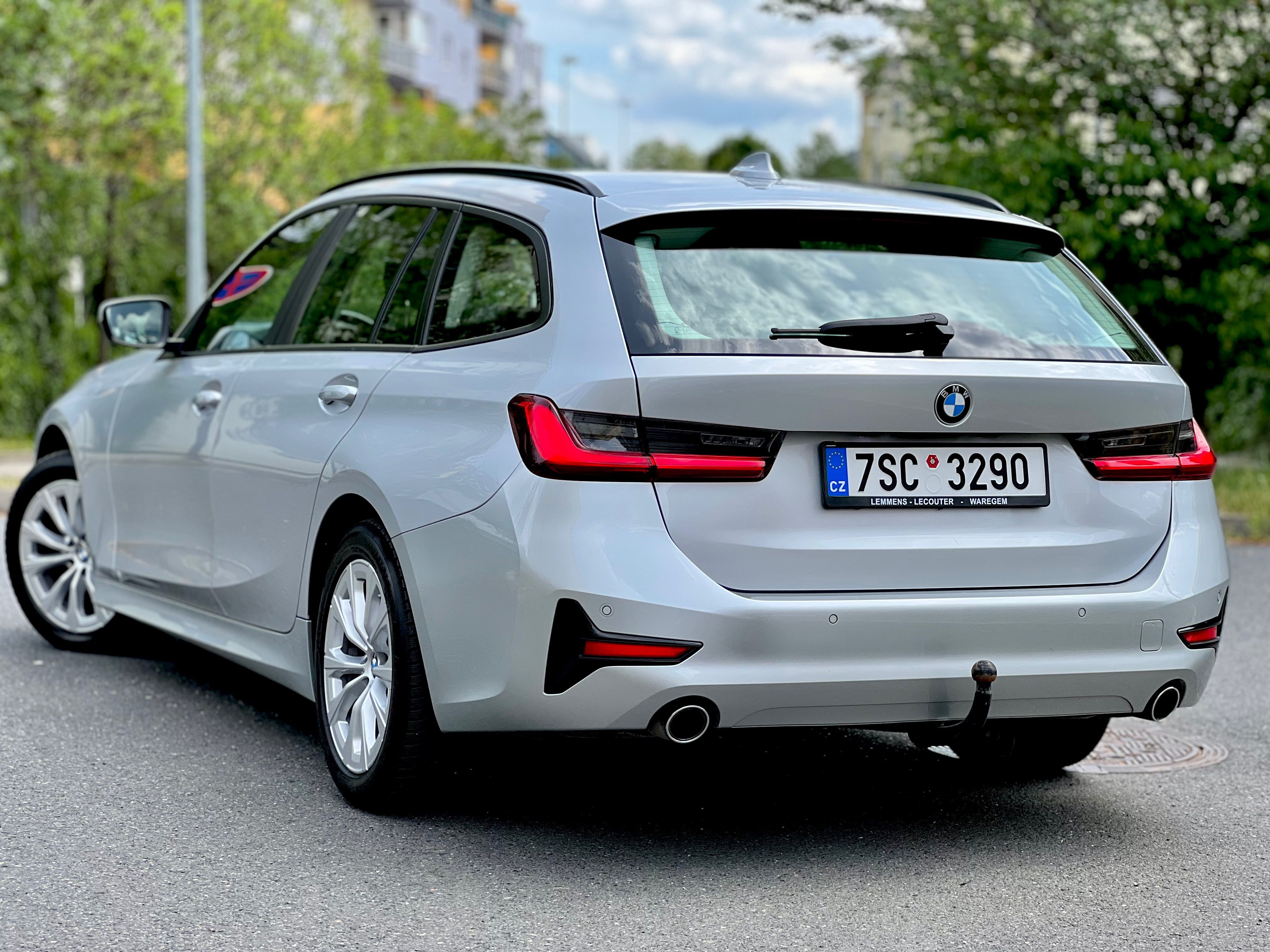 BMW Řada 3, 2.0D - fotka 3
