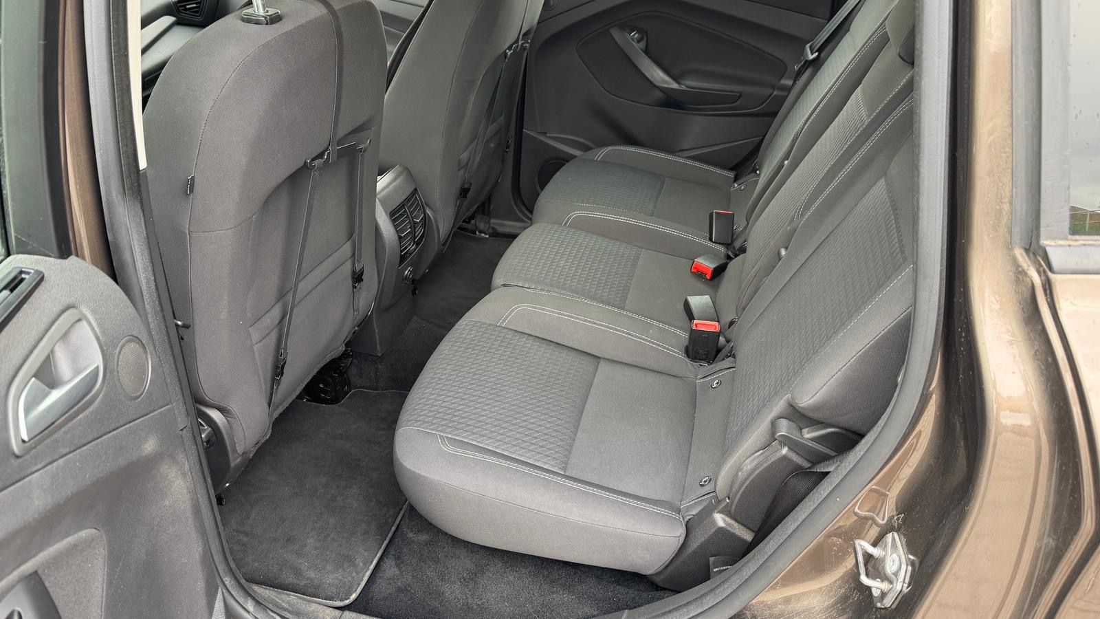 Ford C-MAX, 1.0 EcoBoost 74 kW, 60.000km - fotka 4