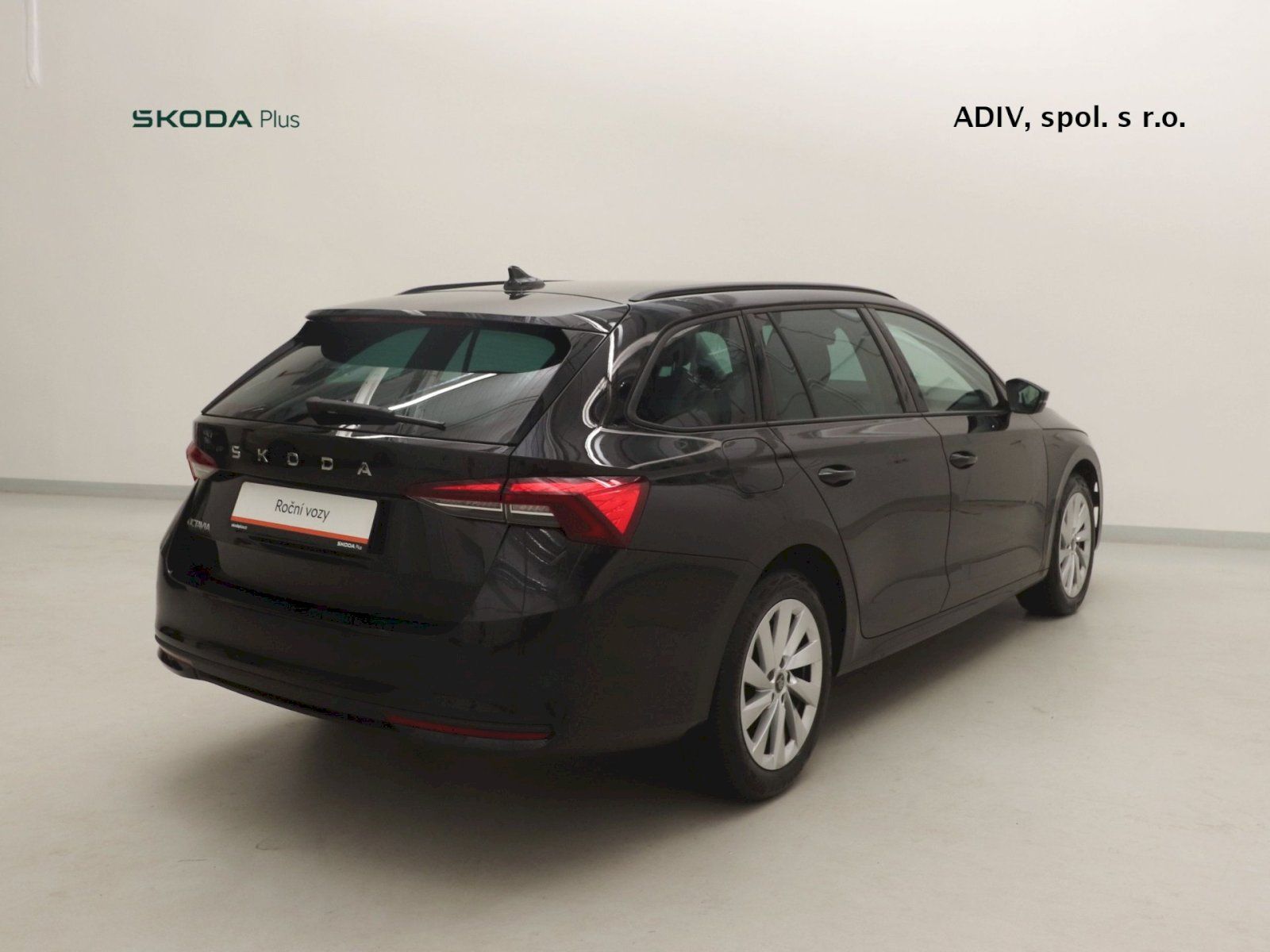 Škoda Octavia, Combi DSG 2.0 TDI 110 kW Selec - fotka 2