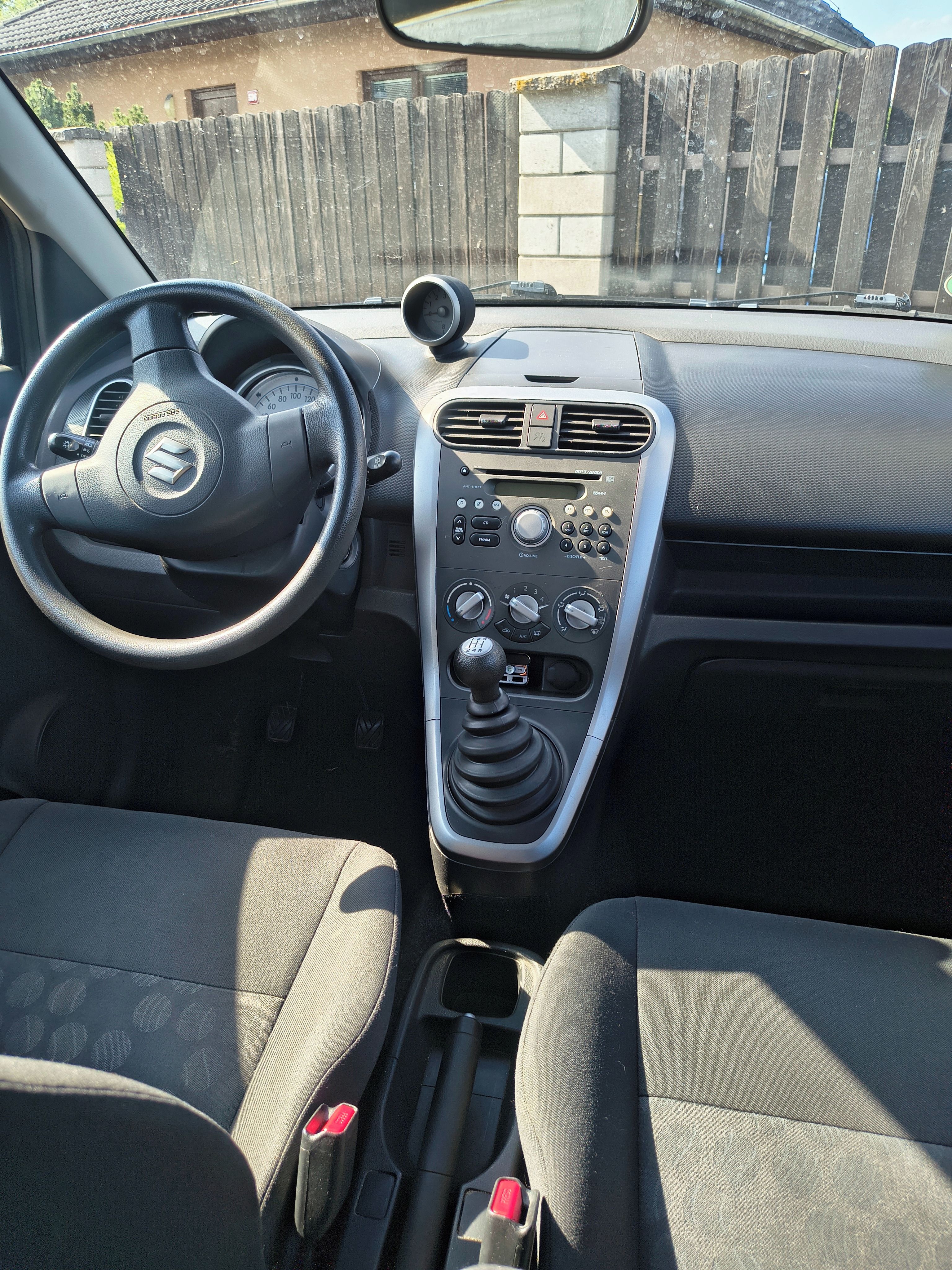 Suzuki Splash, 1,2 63kw - fotka 4